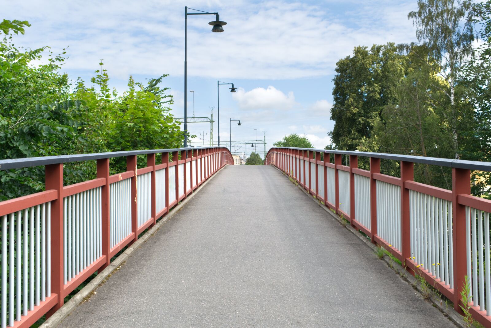 Nikon D3300 sample photo. Pedestrian bridge, bro, architecture photography