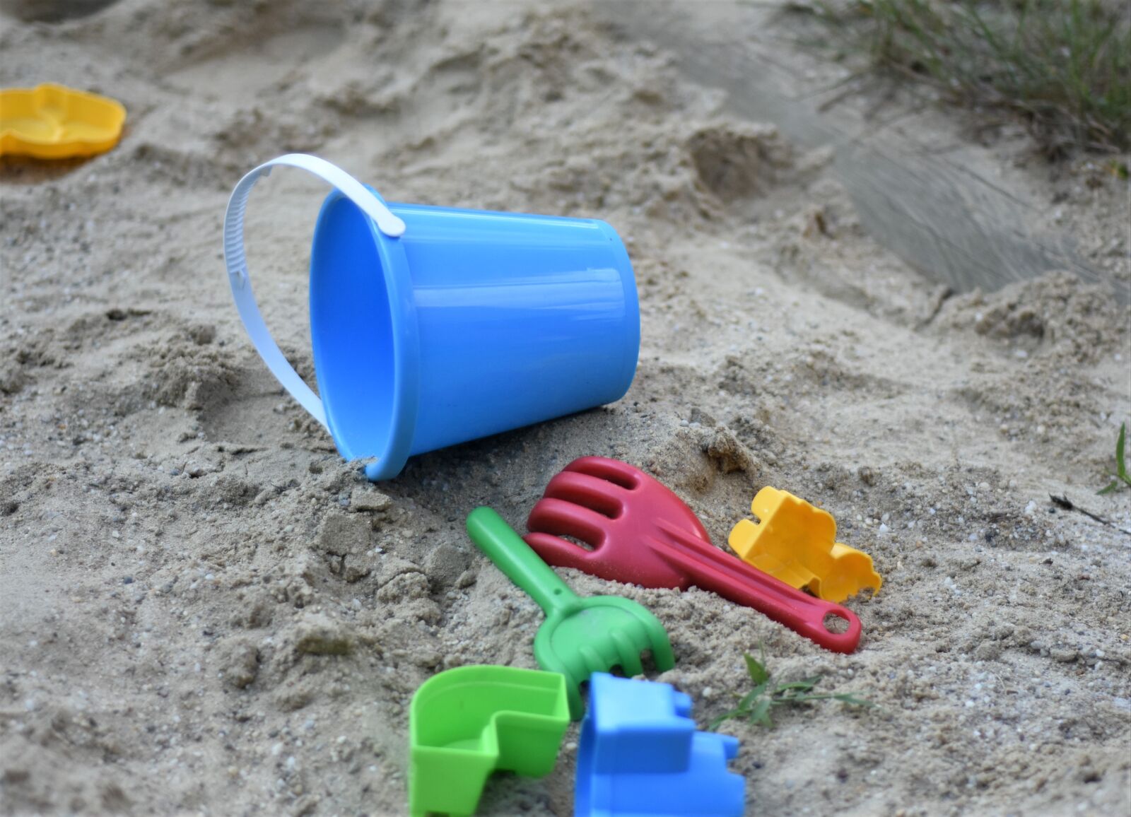 Nikon D7200 sample photo. Toys, sand pit, plastic photography
