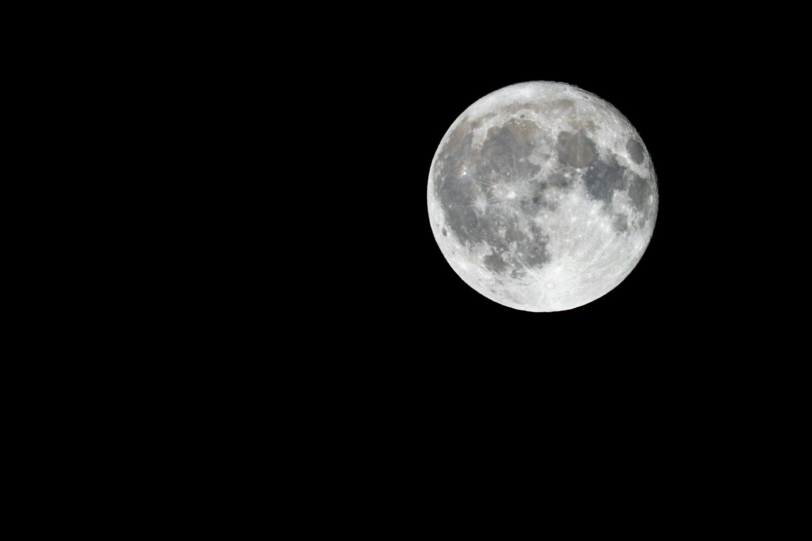 150-600mm F5-6.3 DG OS HSM | Contemporary 015 sample photo. Full moon, moon, night photography