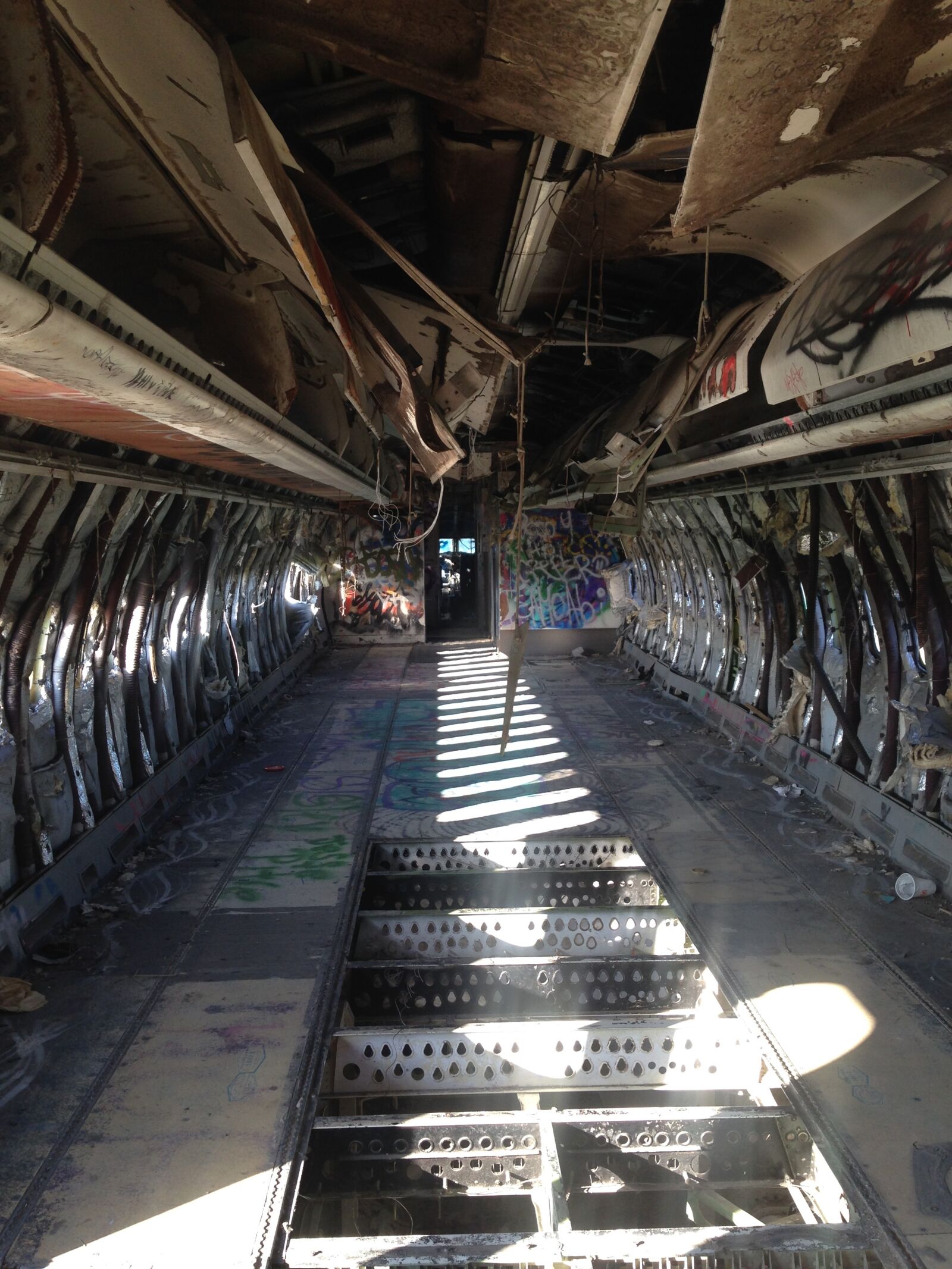 iPhone 5c back camera 4.12mm f/2.4 sample photo. Aircraft, airplane, tampico photography