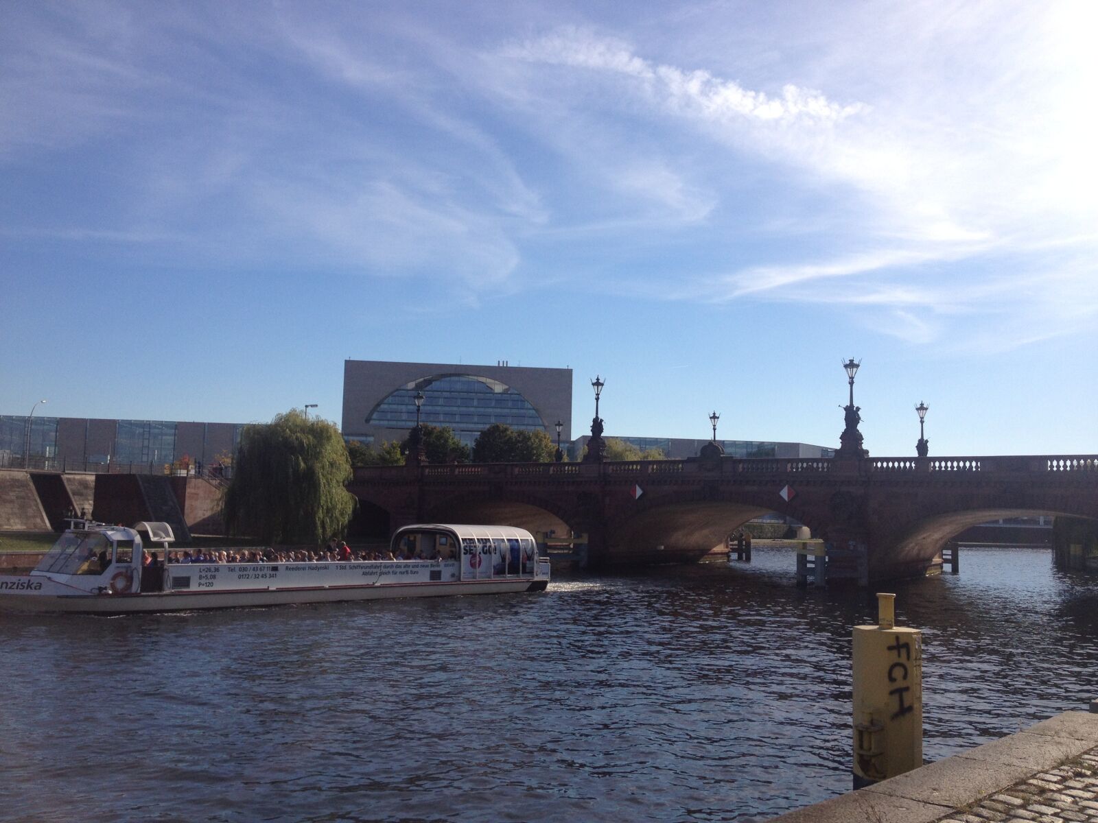 iPhone 4S back camera 4.28mm f/2.4 sample photo. Berlin, bundestag, architecture photography