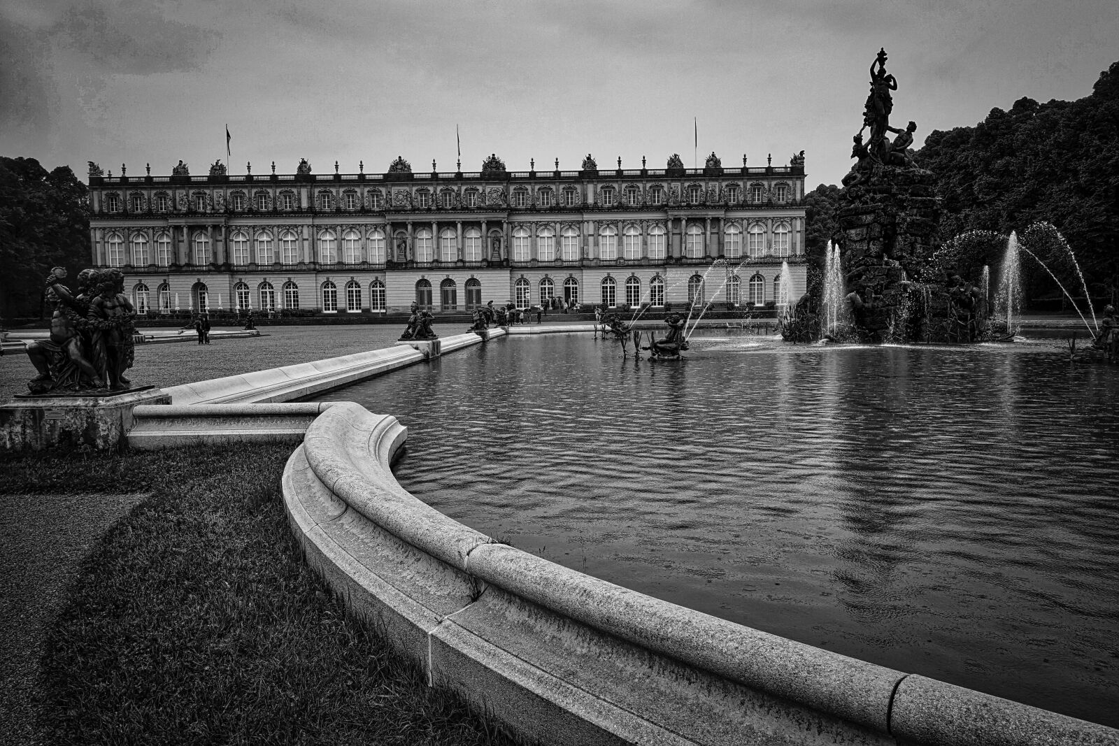 Sony Cyber-shot DSC-RX100 III sample photo. Herrencheimsee, gardens, water photography
