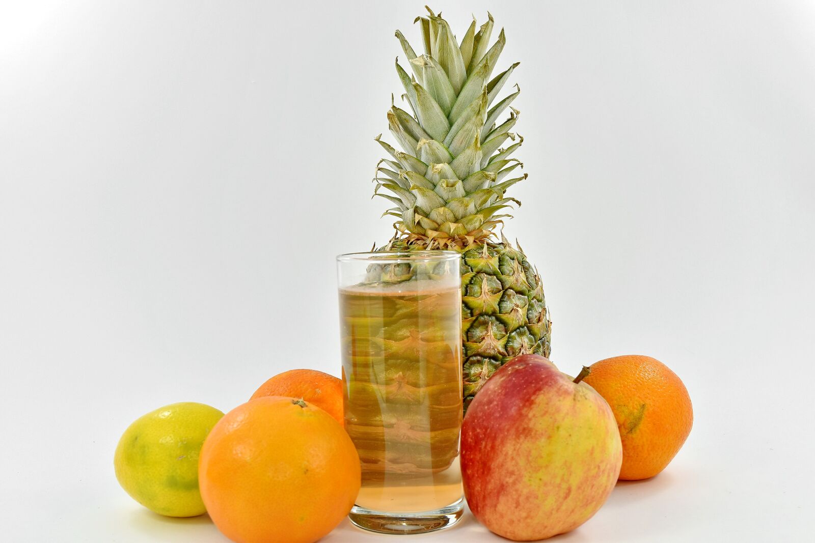 Nikon D5500 sample photo. Apple, fruit cocktail, fruit photography