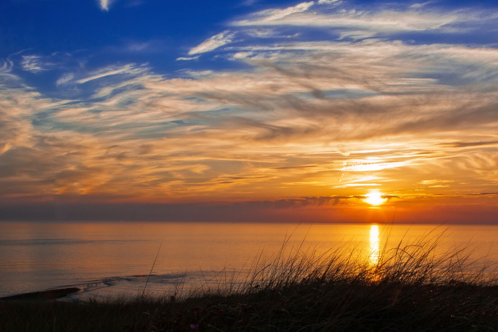 Canon EOS 50D + Canon EF 24-105mm F4L IS USM sample photo. Sunset, evening, sea photography