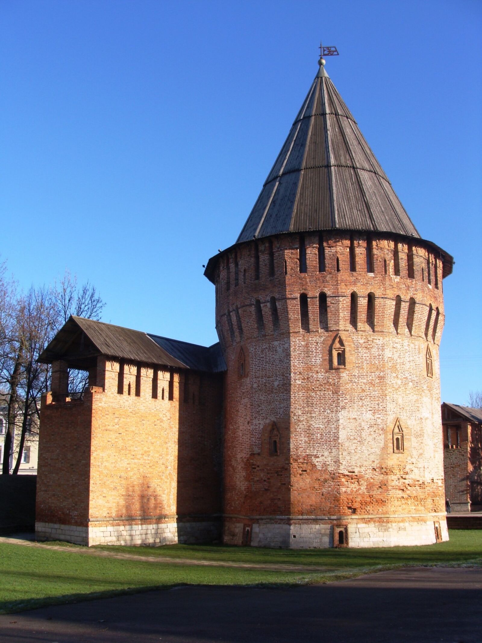 Sony DSC-H3 sample photo. Tower, fortress, wall photography