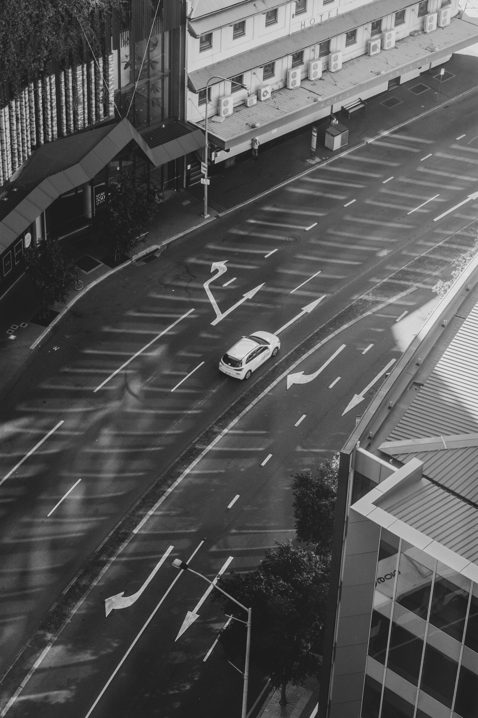 Nikon D3400 sample photo. Vehicles, traffic, road photography
