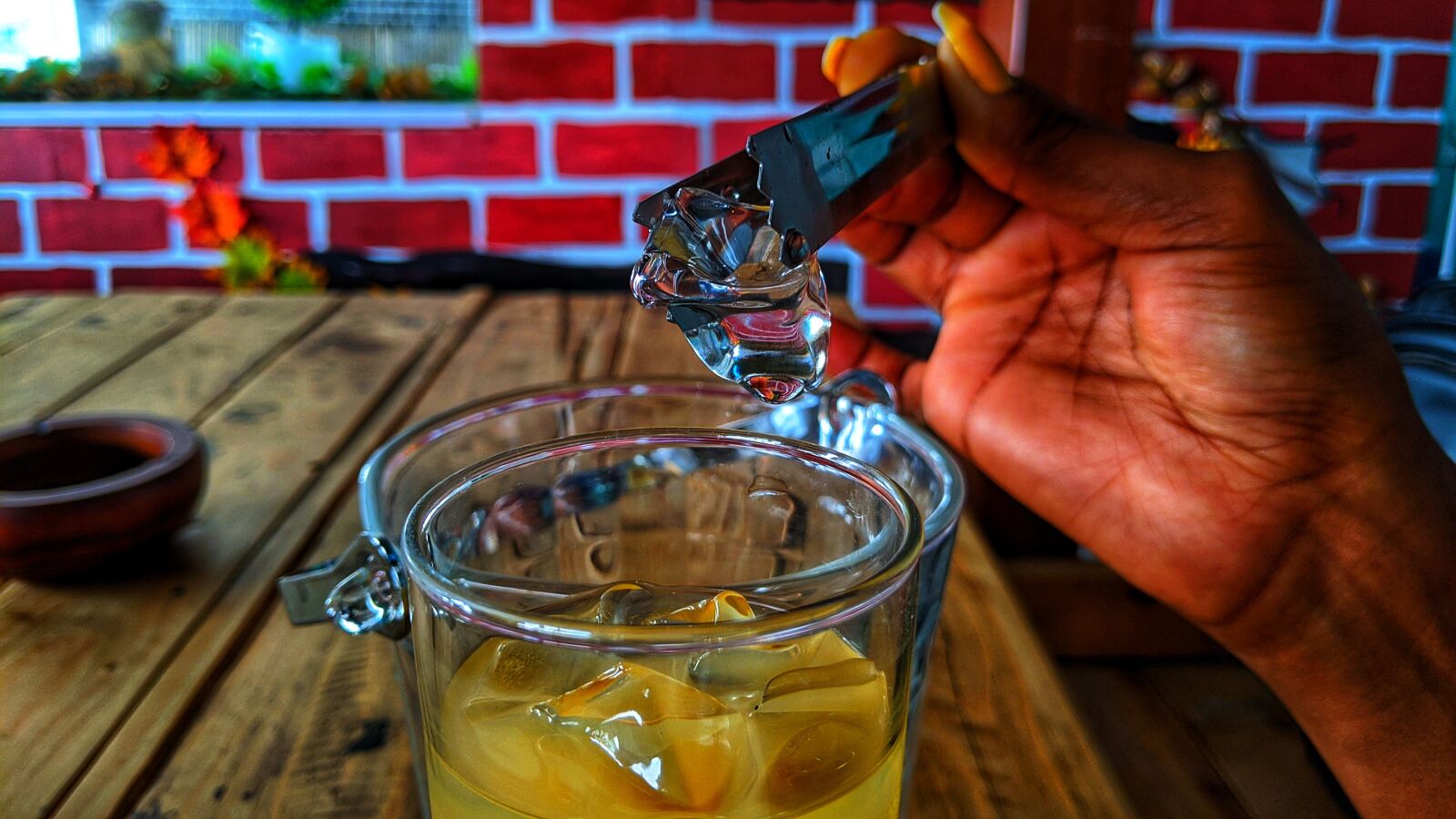Google Pixel 3 sample photo. Ice, drink, juice photography