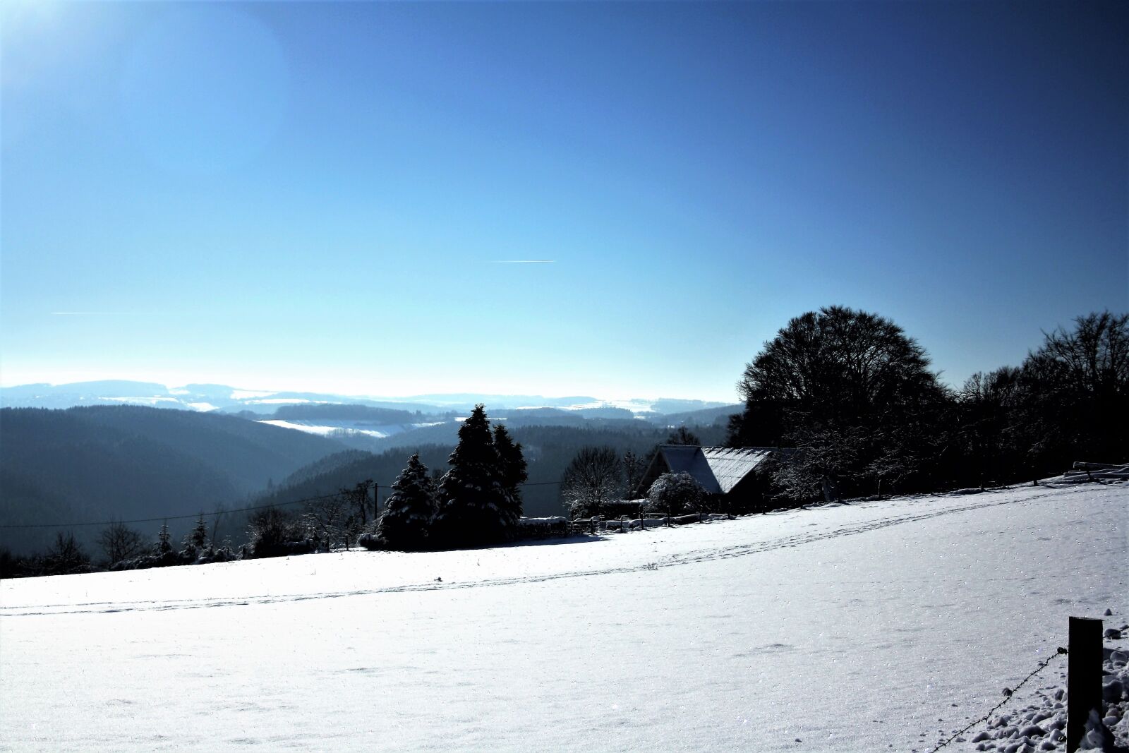 Canon EOS 1000D (EOS Digital Rebel XS / EOS Kiss F) sample photo. Winter, landscape, snow photography