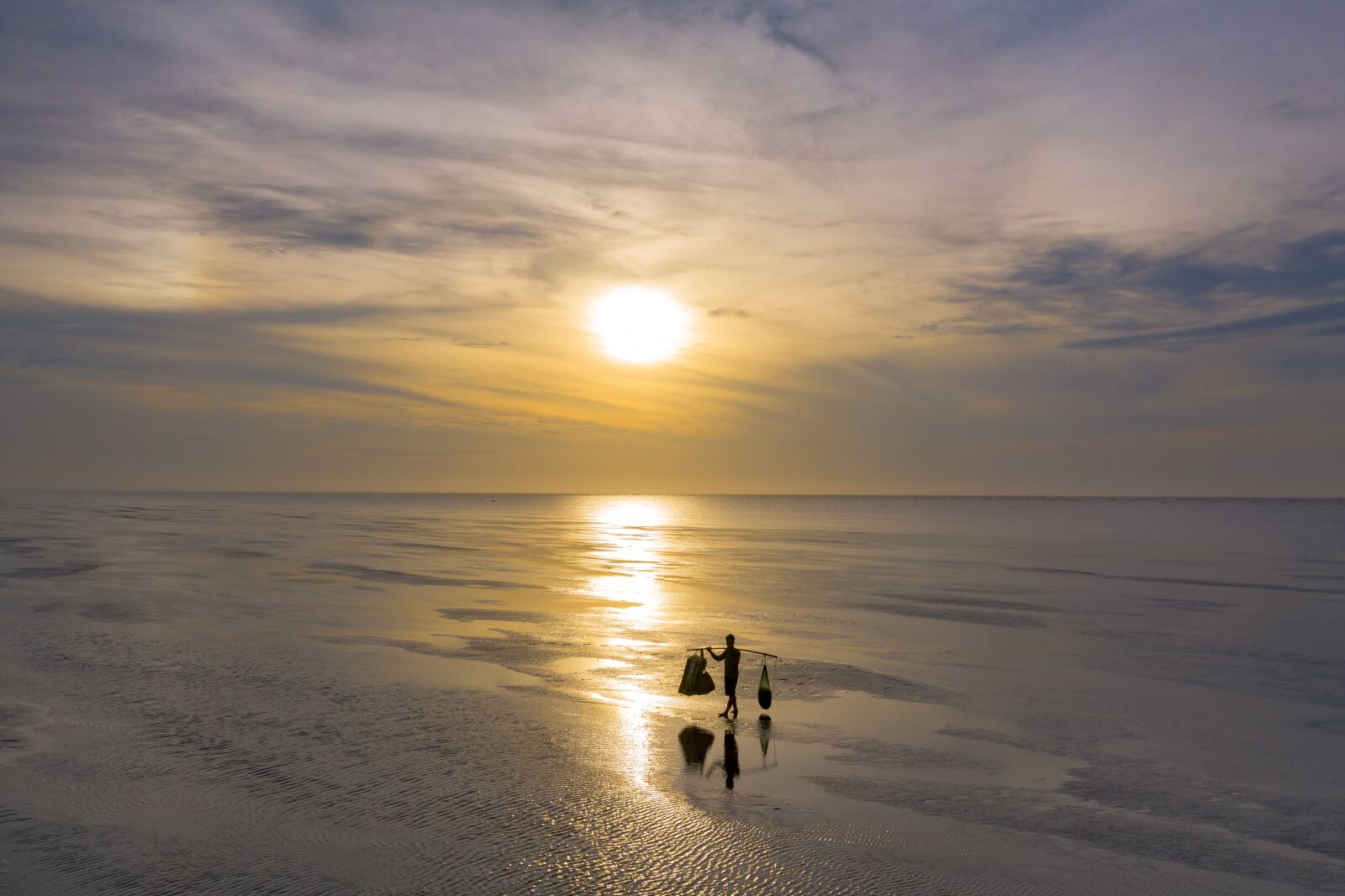 Hasselblad L1D-20c sample photo. Sea, sunrise, ocean photography
