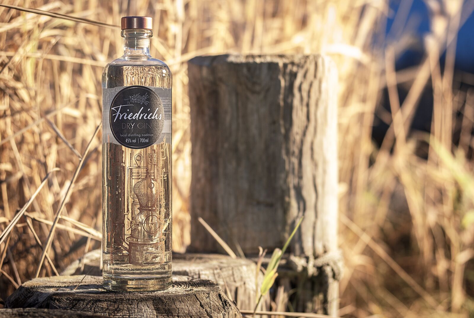 Canon EF 50mm F1.8 STM sample photo. Gin, bottle, shop photography