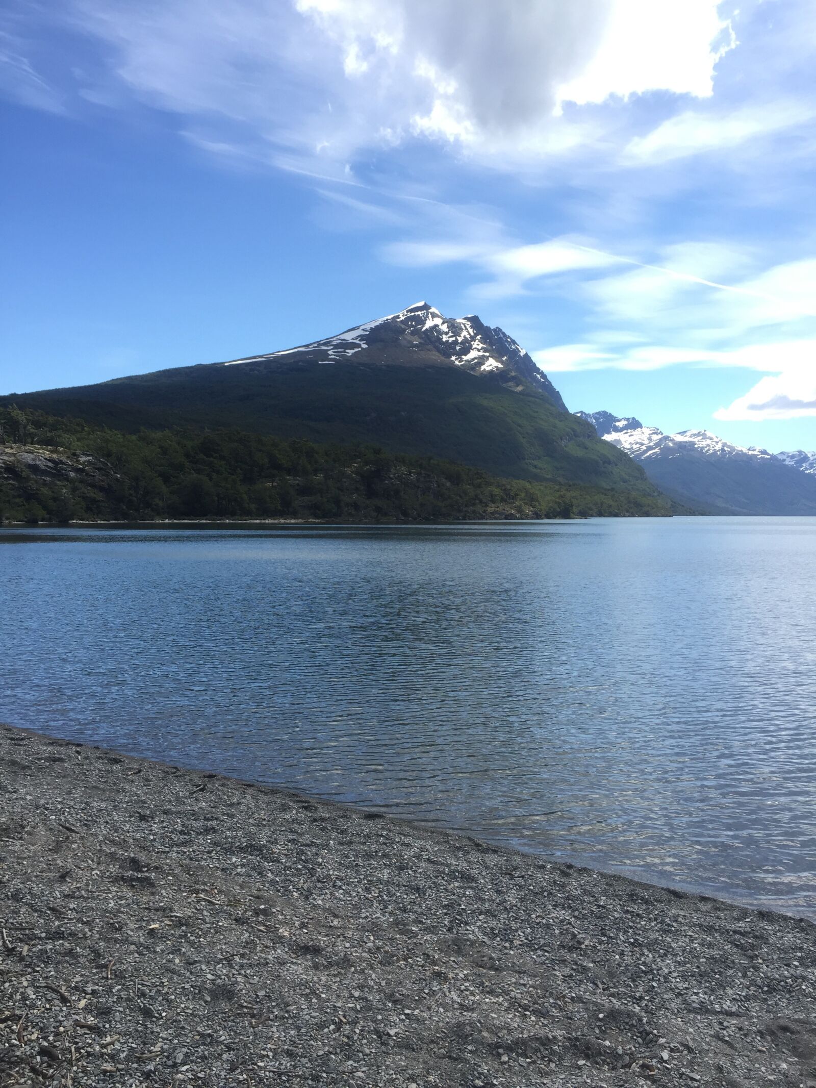 iPhone 6 back camera 4.15mm f/2.2 sample photo. Ushuaia, park, natural photography