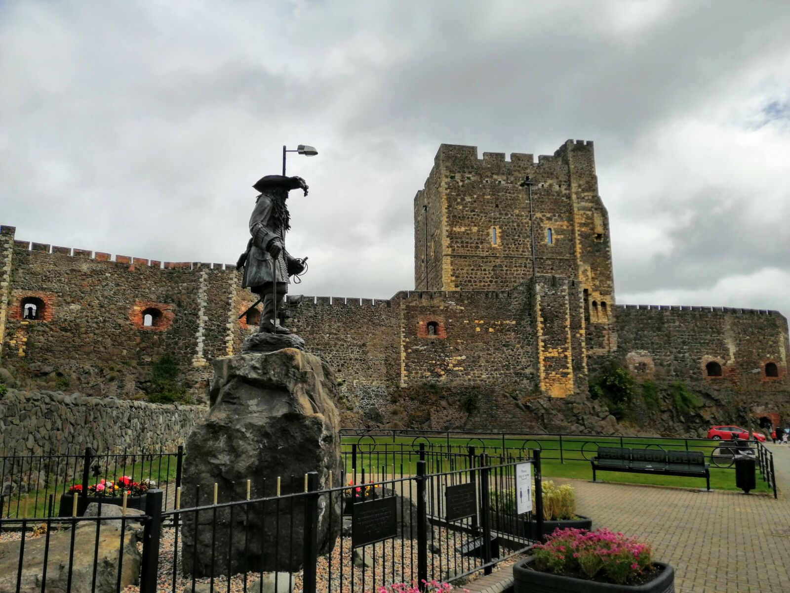 HUAWEI SNE-LX1 sample photo. Carrickfergus, castle, king william photography
