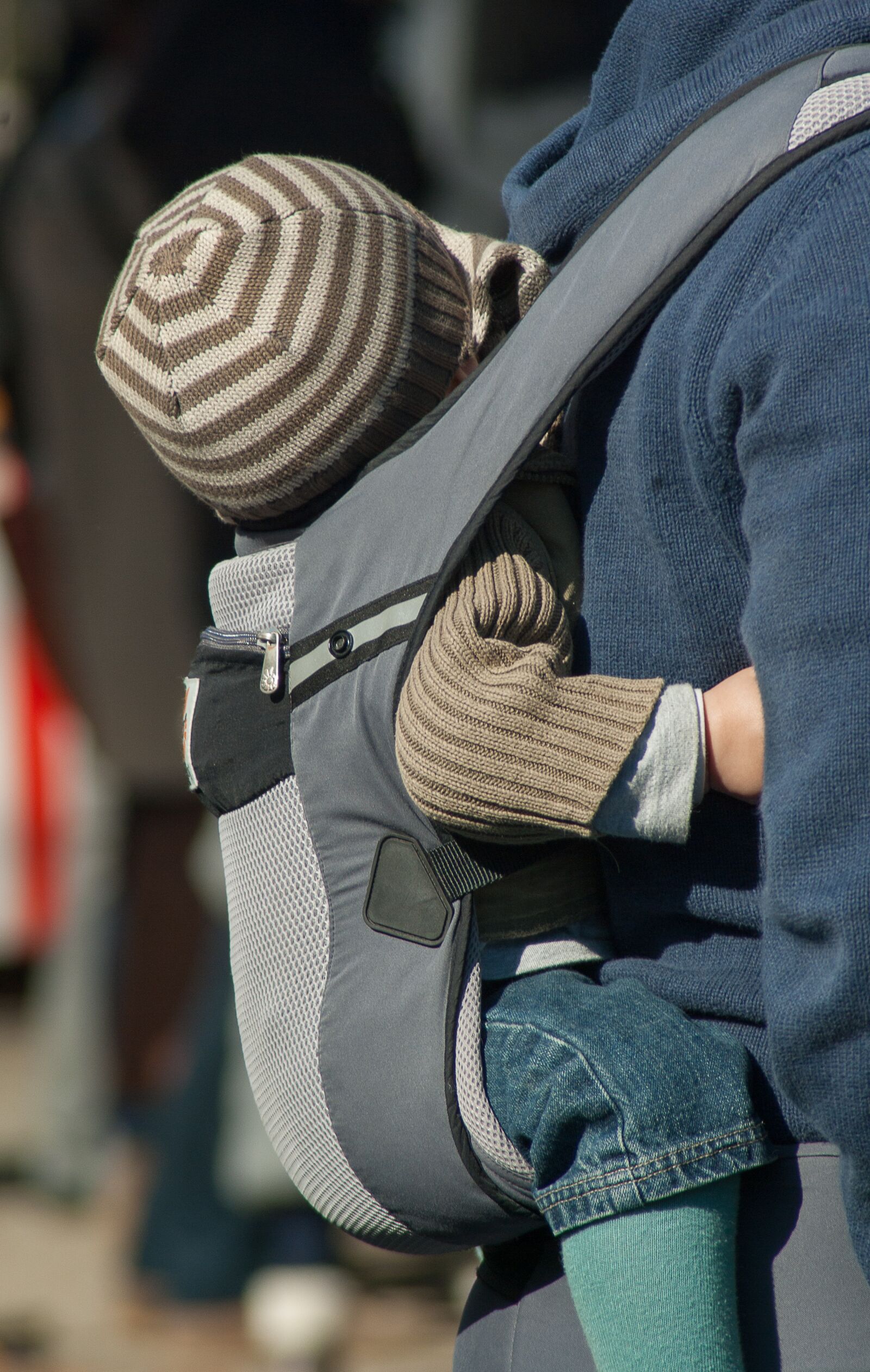 Pentax K10D sample photo. Baby carrier, baby, transport photography