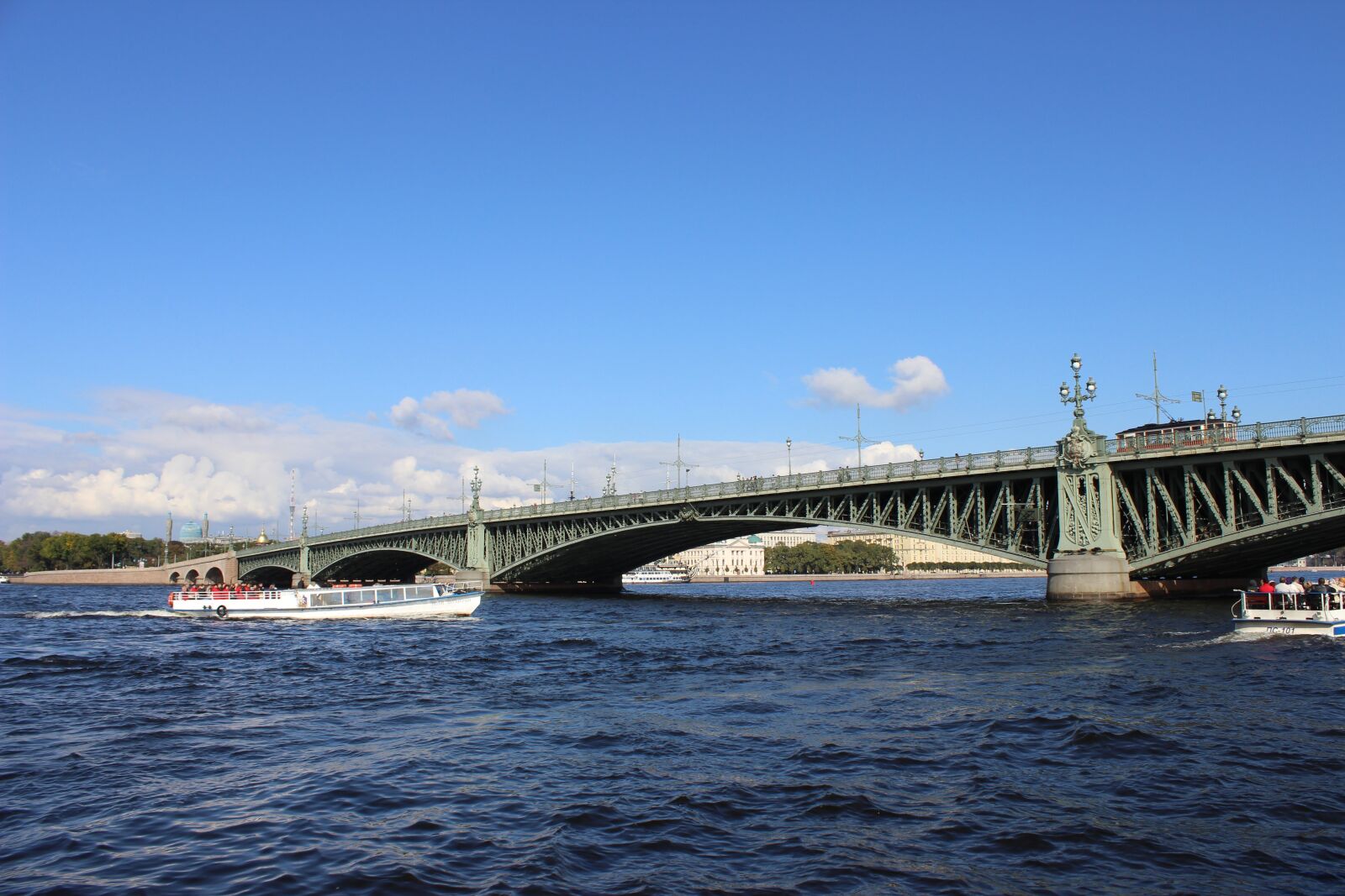Canon EOS 600D (Rebel EOS T3i / EOS Kiss X5) sample photo. Bridge, river, sky photography