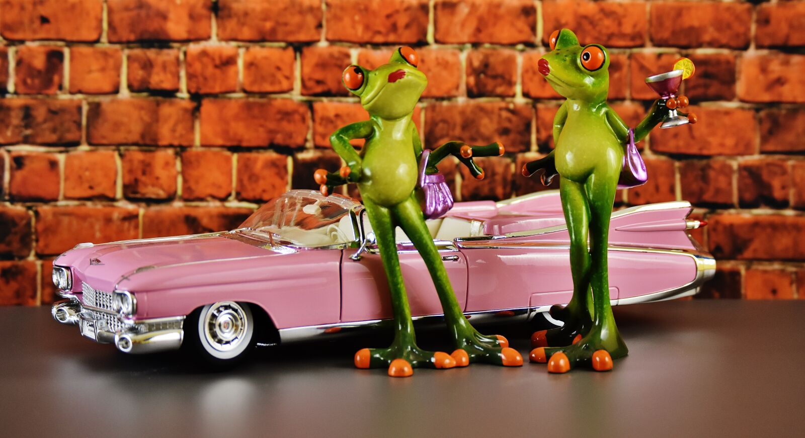 Nikon D7200 sample photo. Cadillac, el dorado, frogs photography
