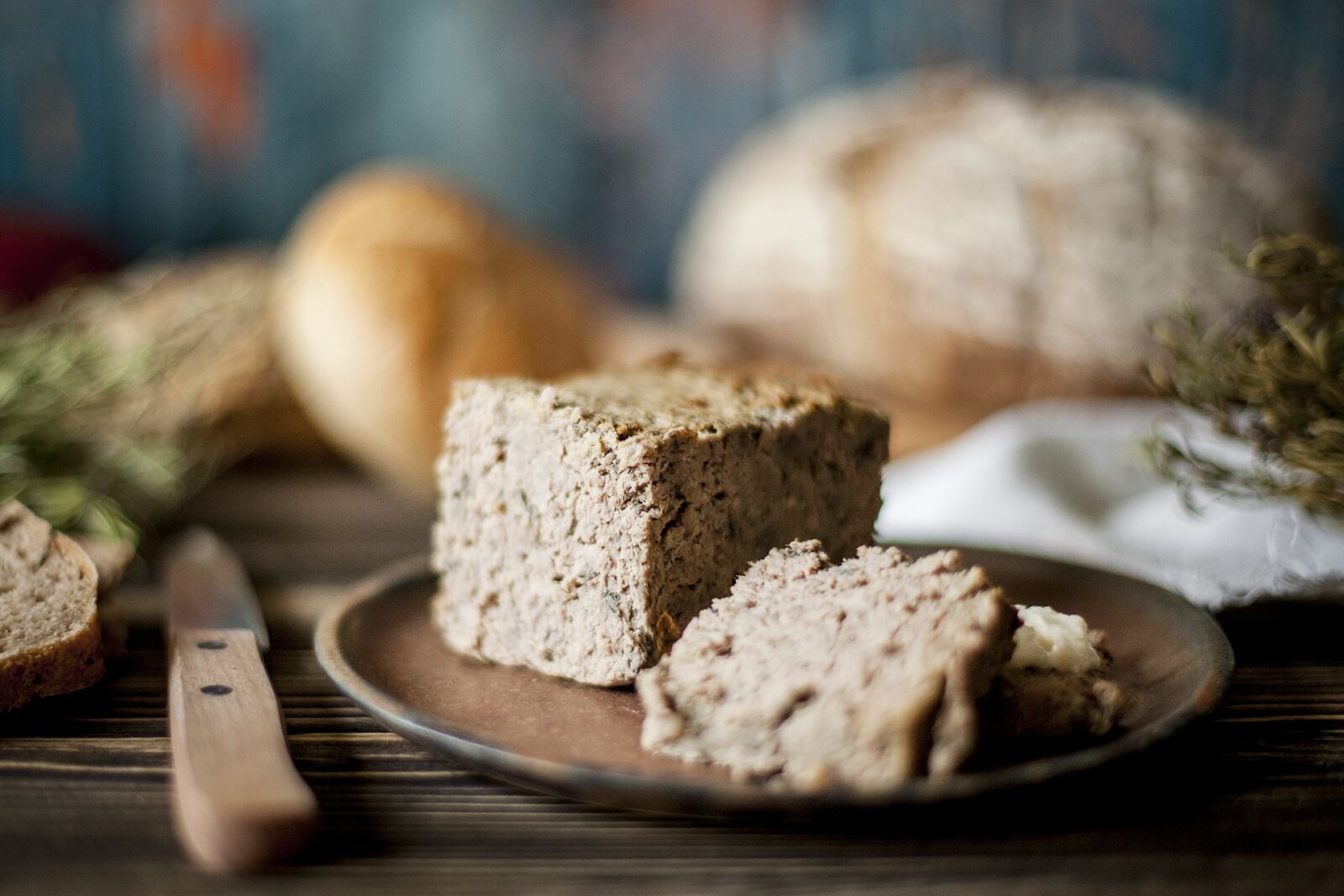 Canon EF 50mm F1.4 USM sample photo. Food, bakery, bread photography