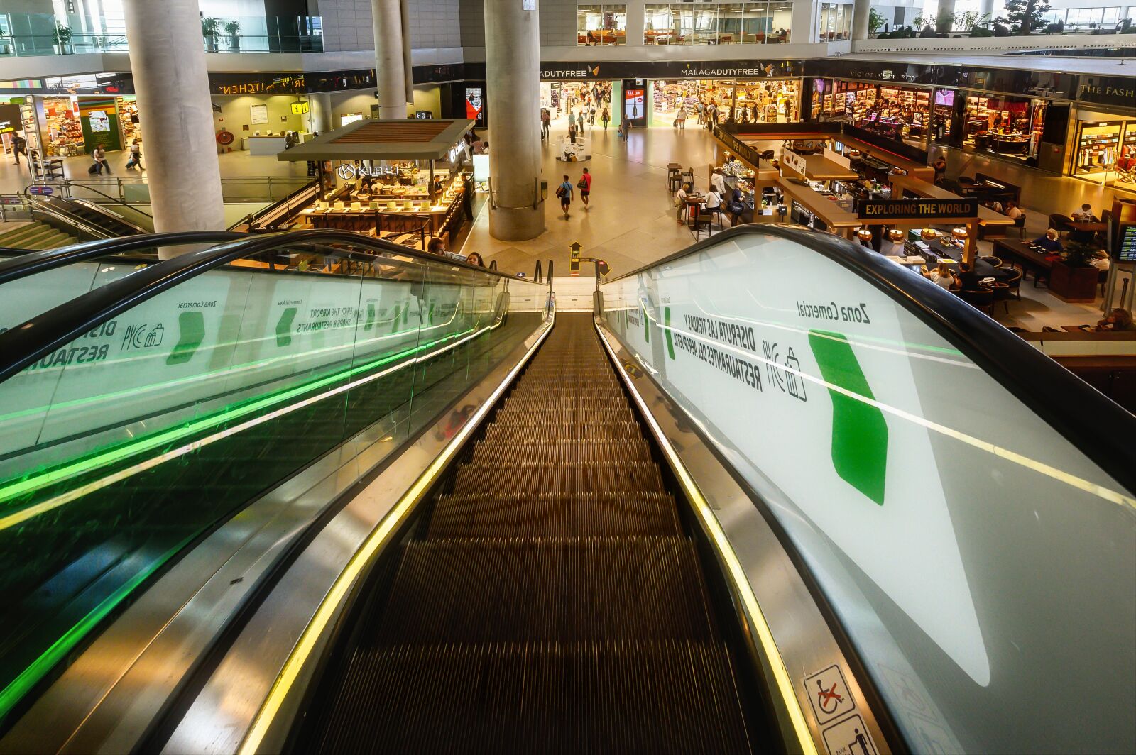 Nikon Z6 sample photo. Escalator, stairs, airport photography
