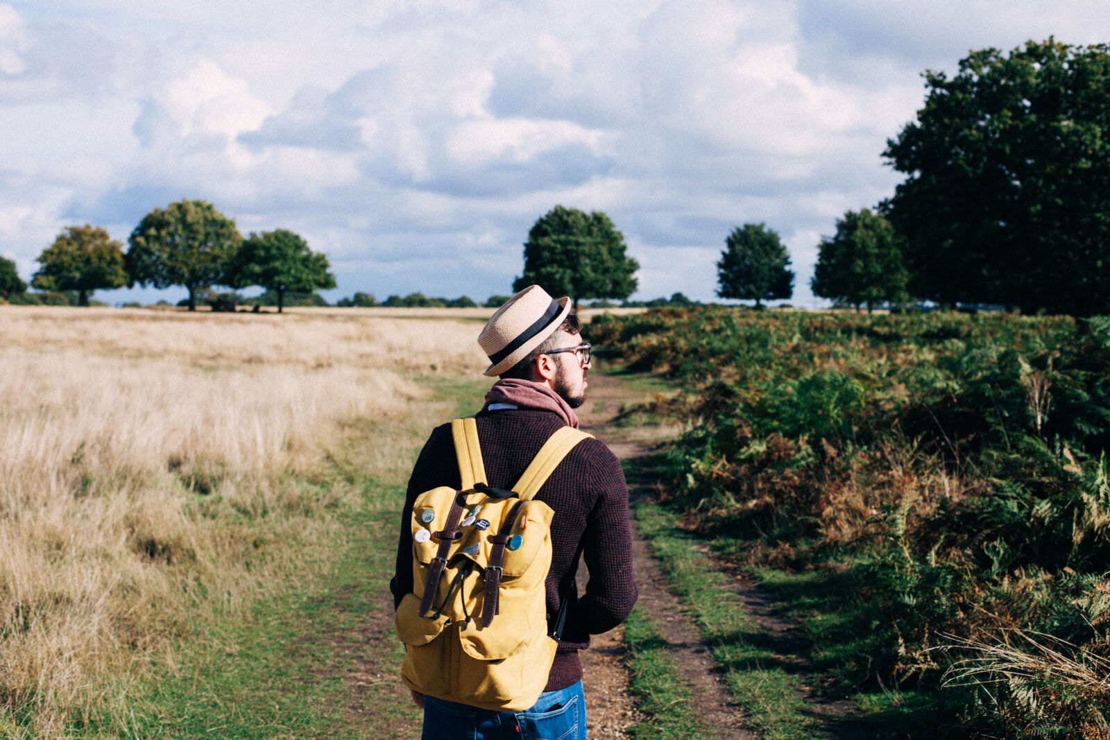 Canon EOS 5D Mark II sample photo. Man, with, backpack, walking photography