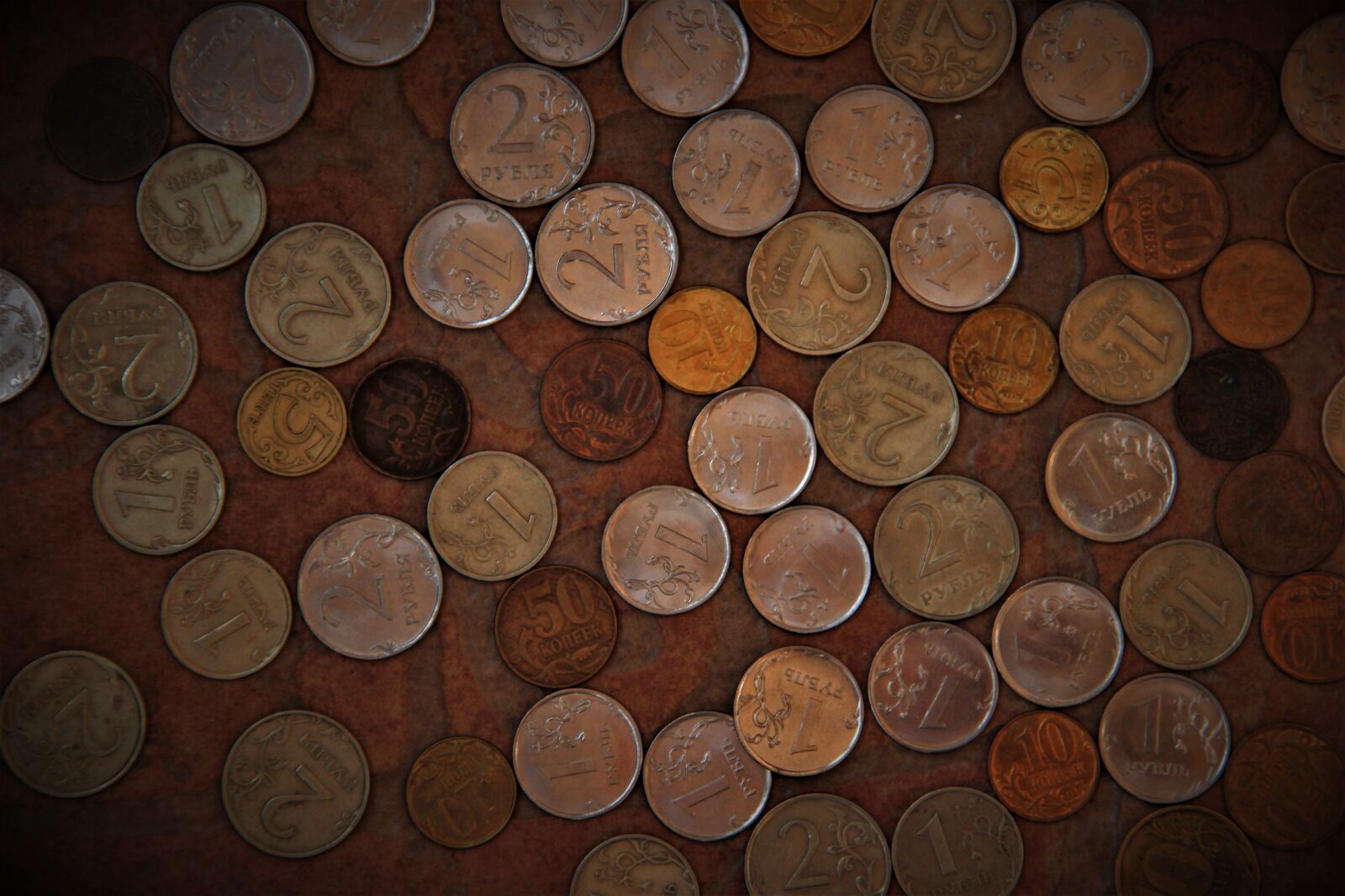 Canon EOS 550D (EOS Rebel T2i / EOS Kiss X4) sample photo. Coin, ruble, russia photography