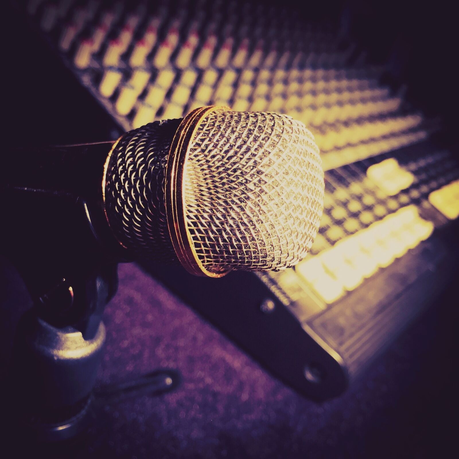 Apple iPhone 6 sample photo. Microphone, micart, music photography