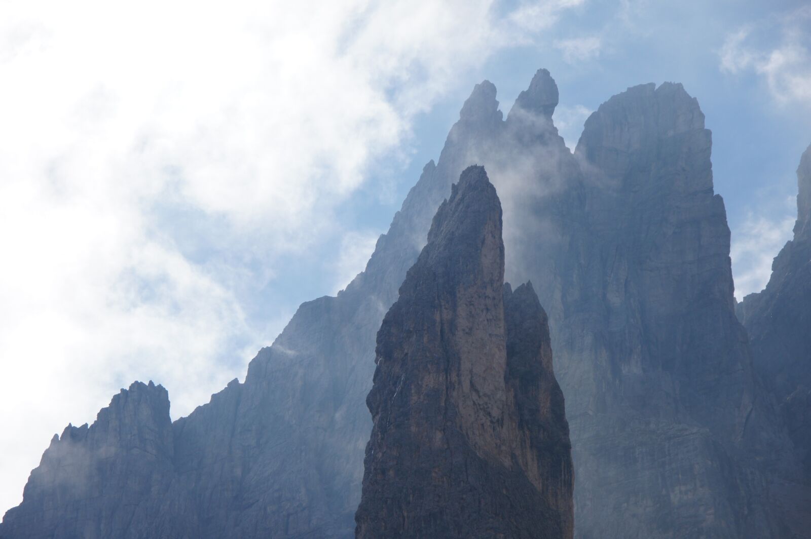 Sony Alpha DSLR-A550 sample photo. Dolomites, mountain, alps photography