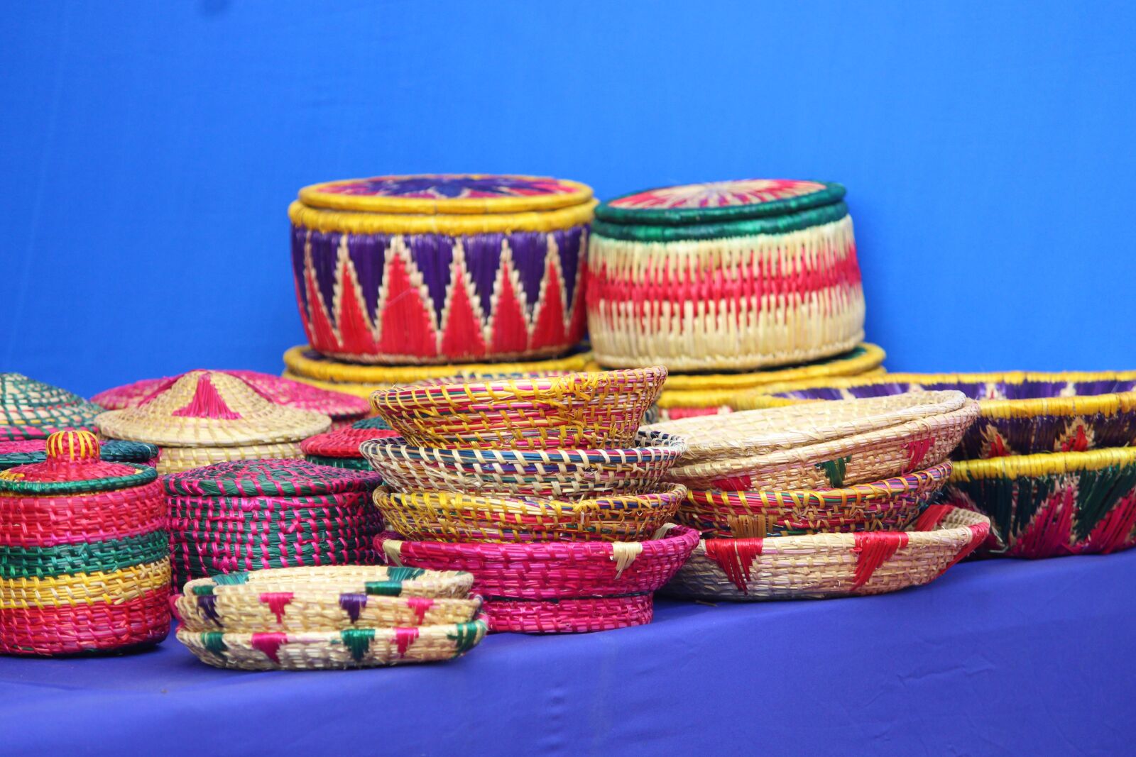 Canon EOS 700D (EOS Rebel T5i / EOS Kiss X7i) sample photo. Craft, handcraft, decoration photography