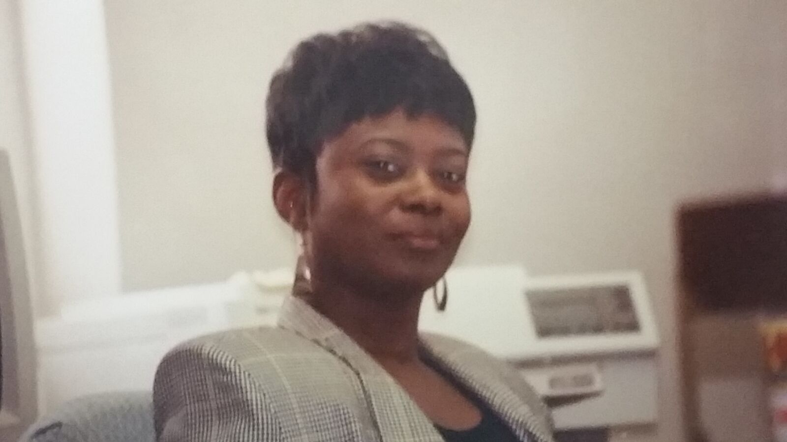 Samsung Galaxy Note4 sample photo. African, american, business, woman photography