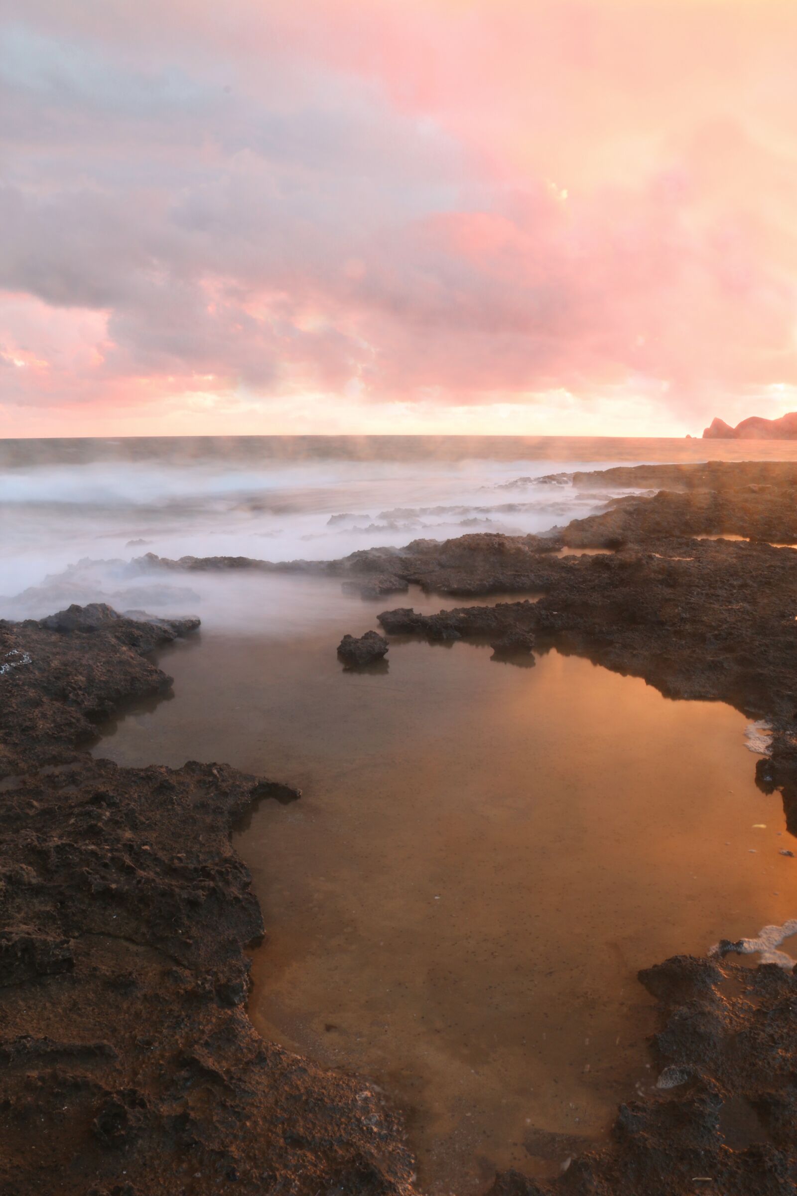 Canon EOS 70D sample photo. Sea, dawn, rocks photography