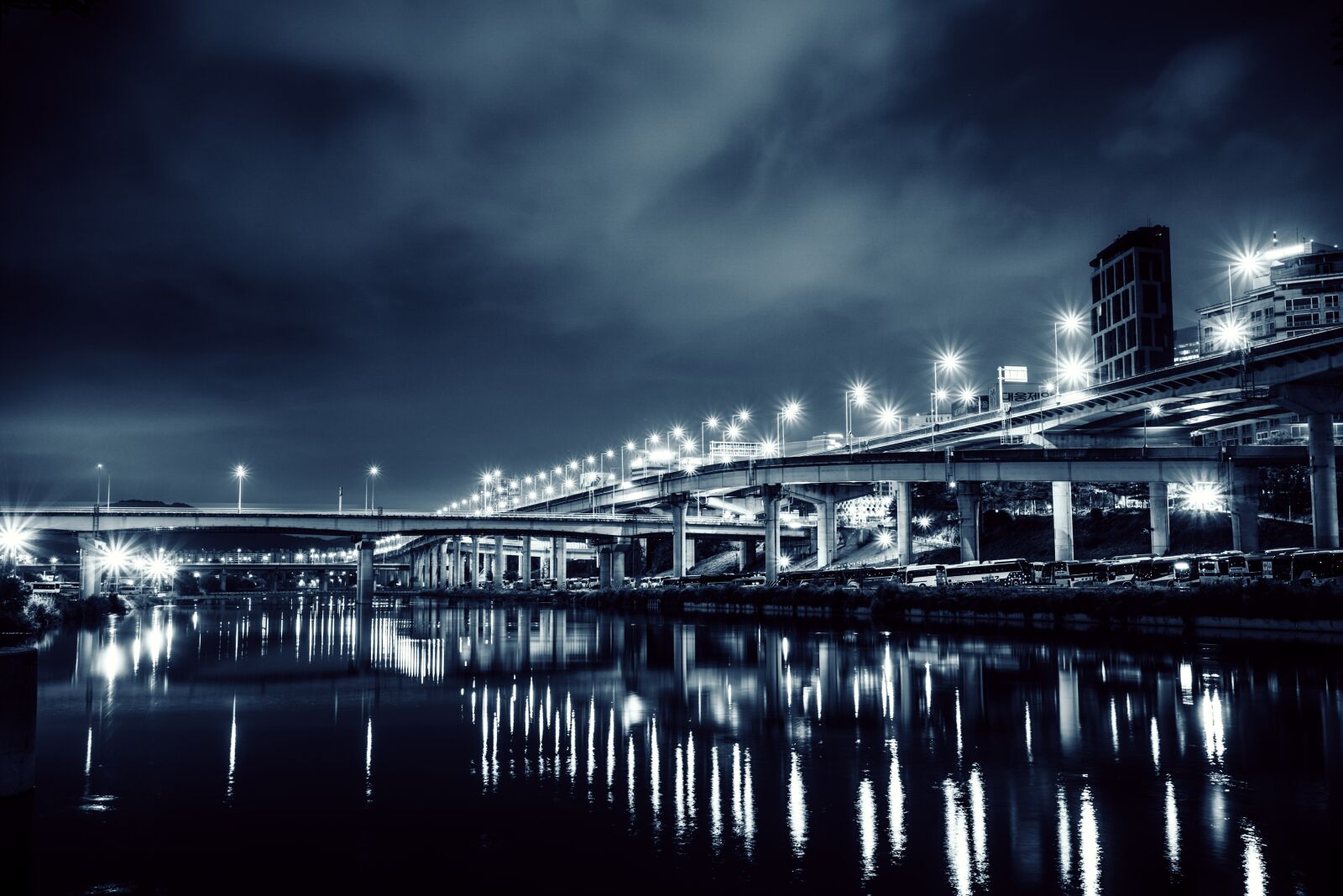 Sony a7 III sample photo. City, night, bridge photography