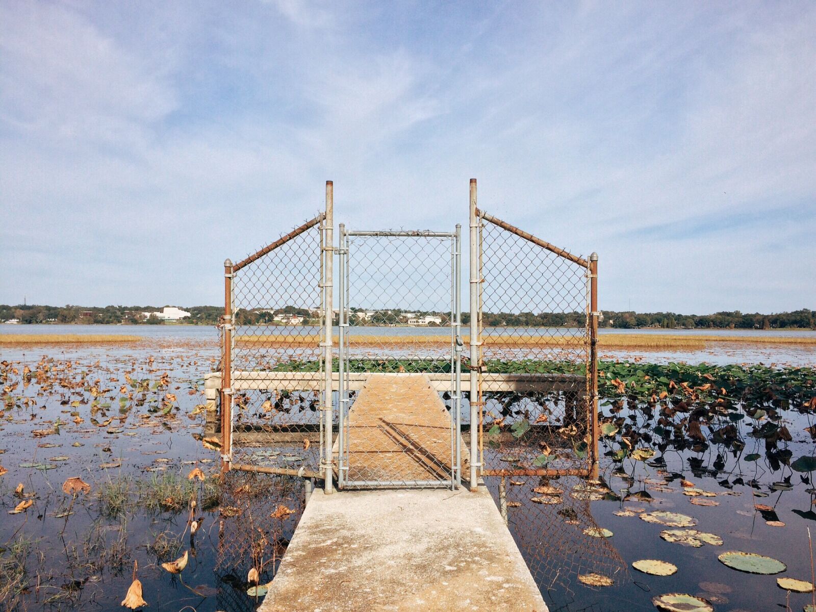 iPhone 5s back camera 4.15mm f/2.2 sample photo. Lake, dock, fence photography