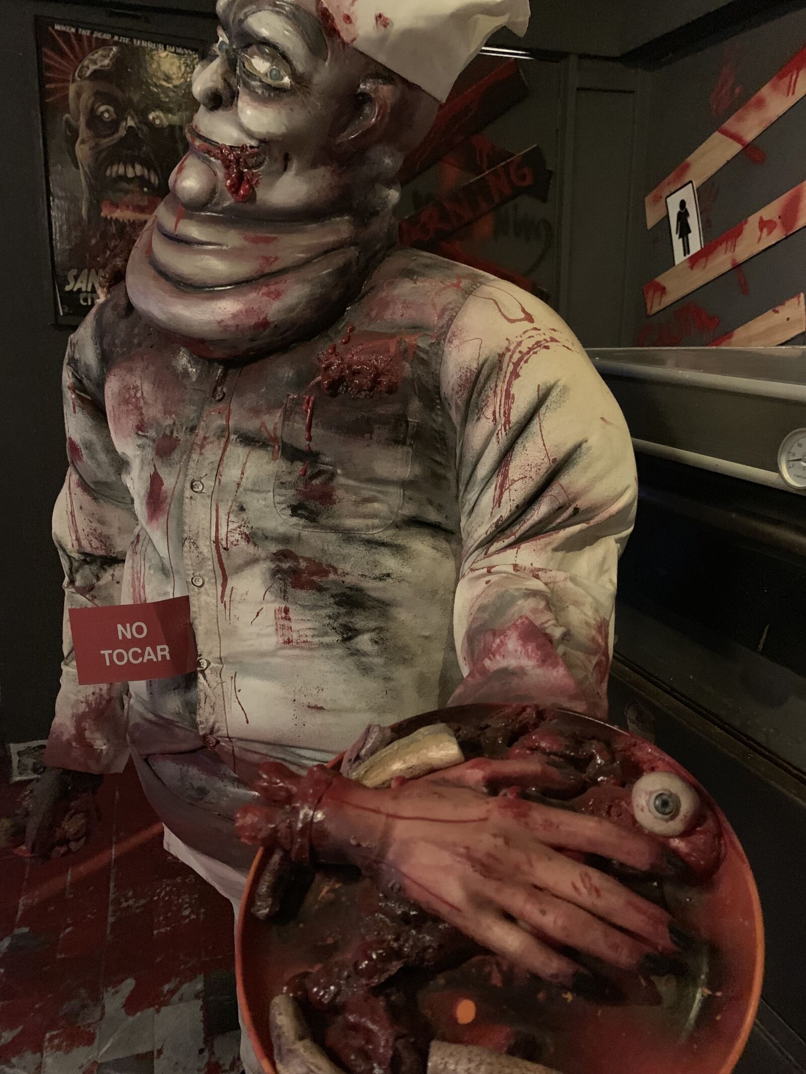 Apple iPhone XR sample photo. Zombies, restaurant, friky photography