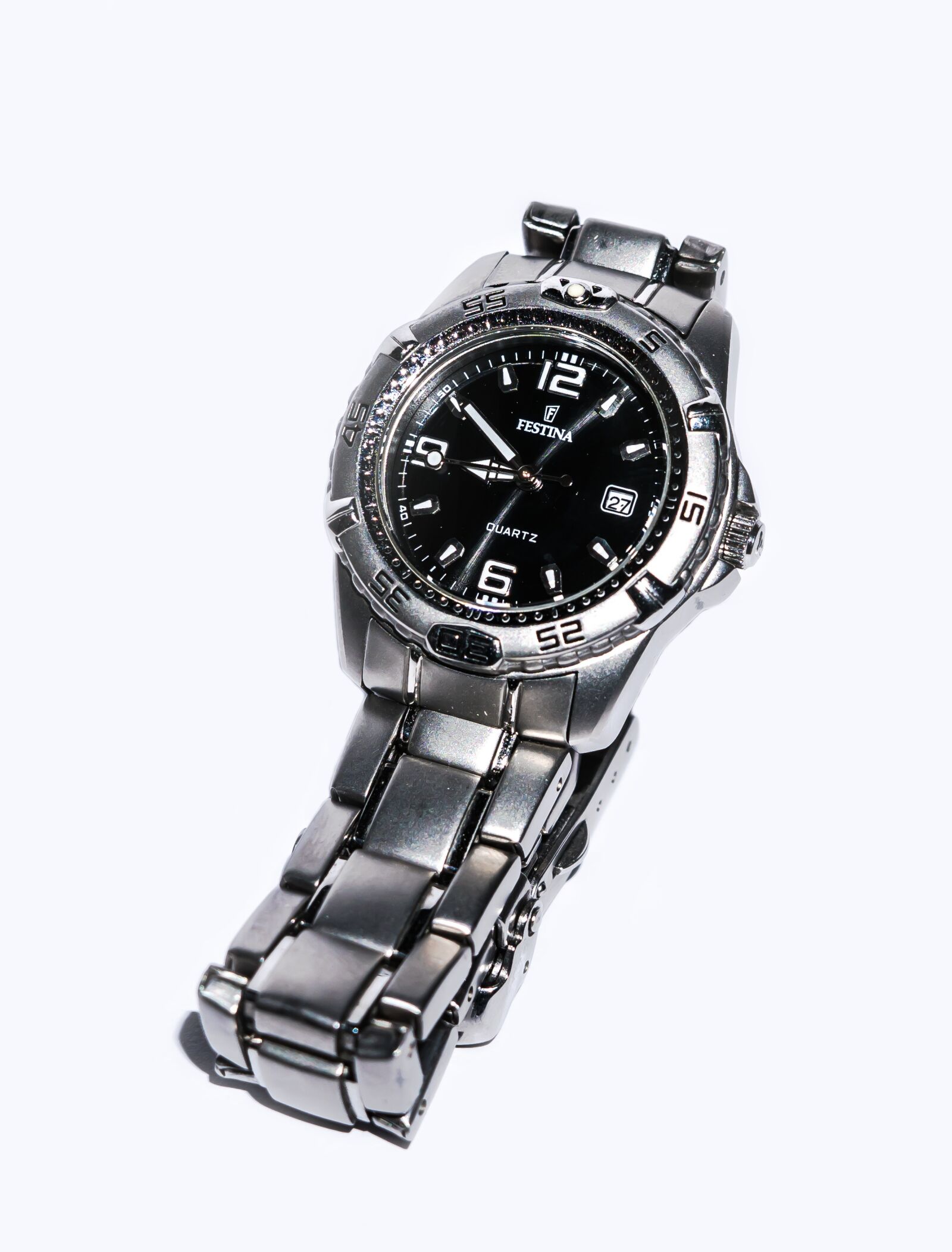 Sigma 30mm F2.8 EX DN sample photo. Clock, wrist watch, time photography