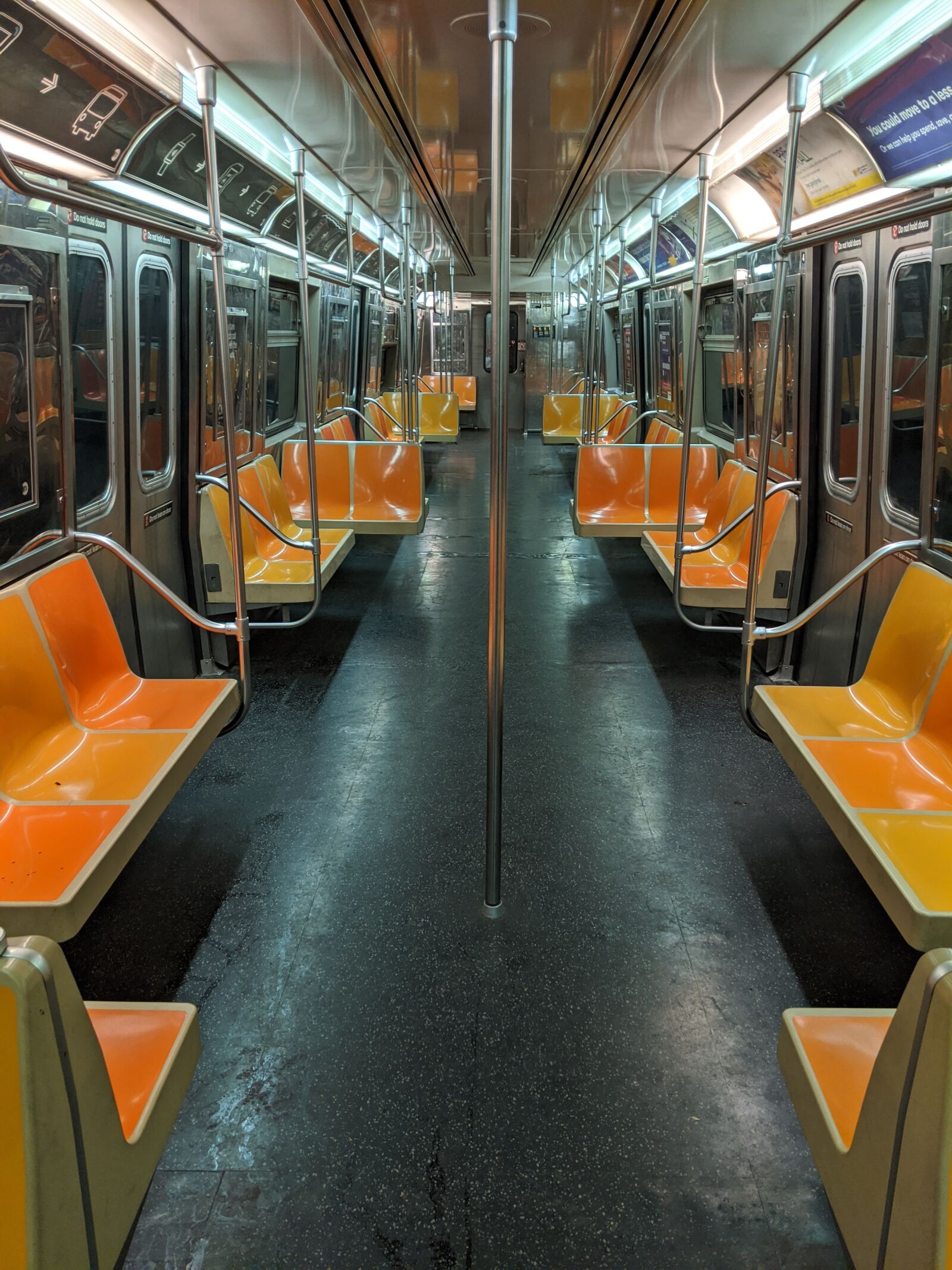 Google Pixel 3 sample photo. Subway, emptiness, loneliness photography