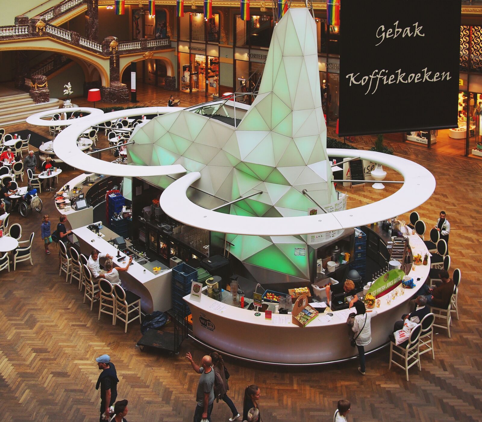 Olympus PEN E-PL1 sample photo. Shopping mall, stores, restaurant photography