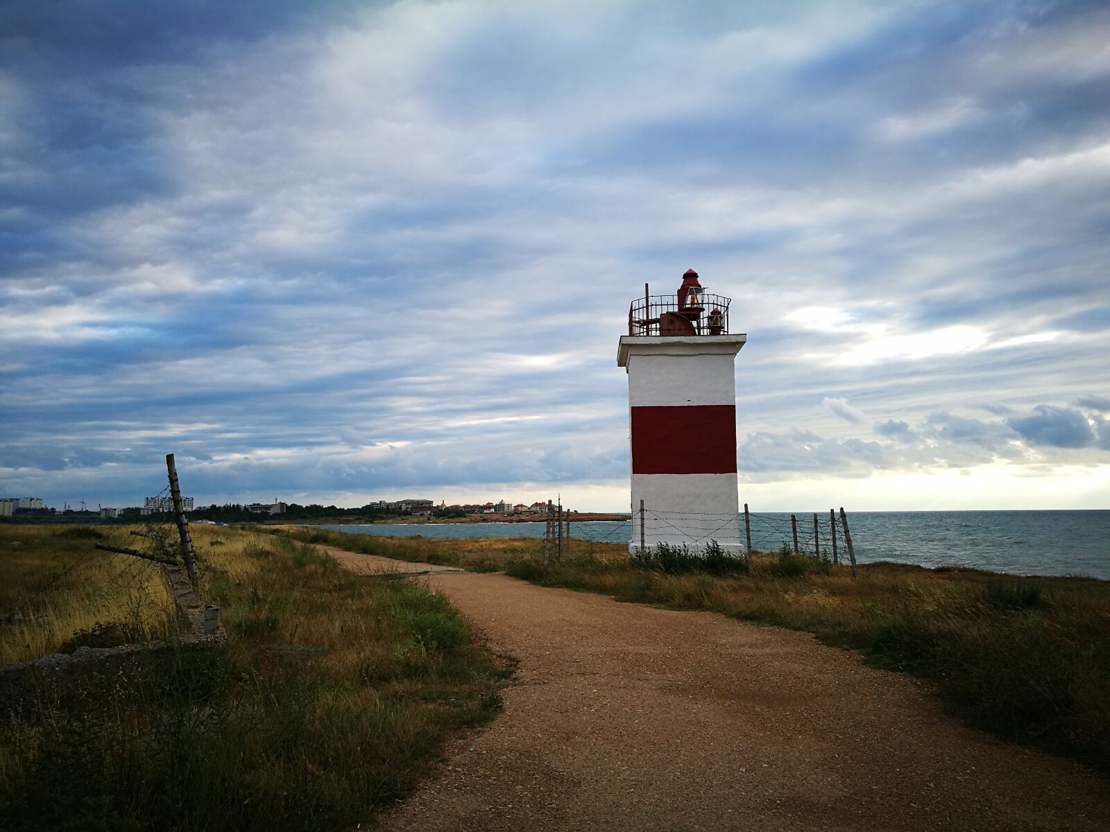 HUAWEI P9 sample photo. Lighthouse, coast, sky photography
