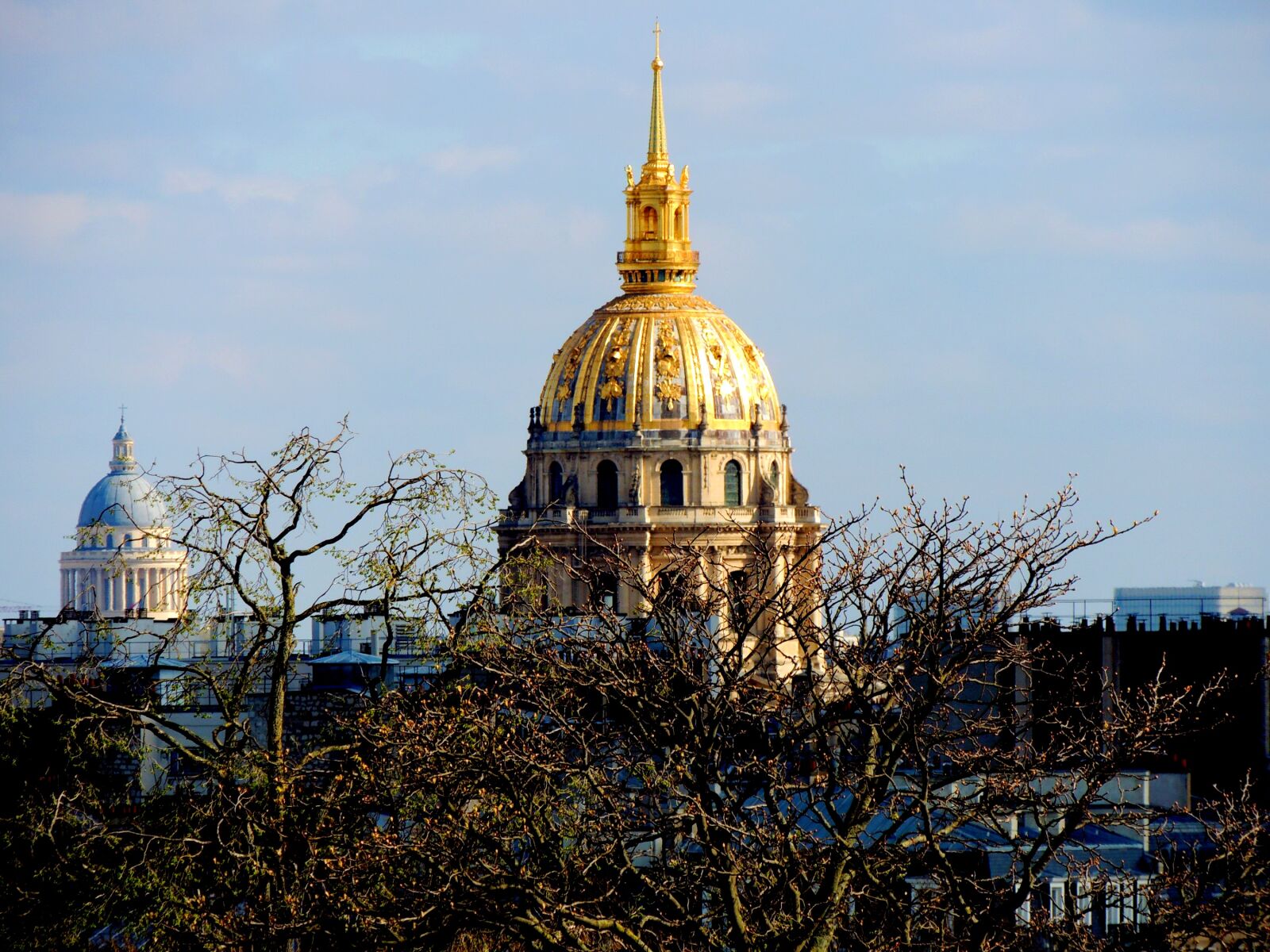 Nikon Coolpix P510 sample photo. Esplanade des invalides, museum photography