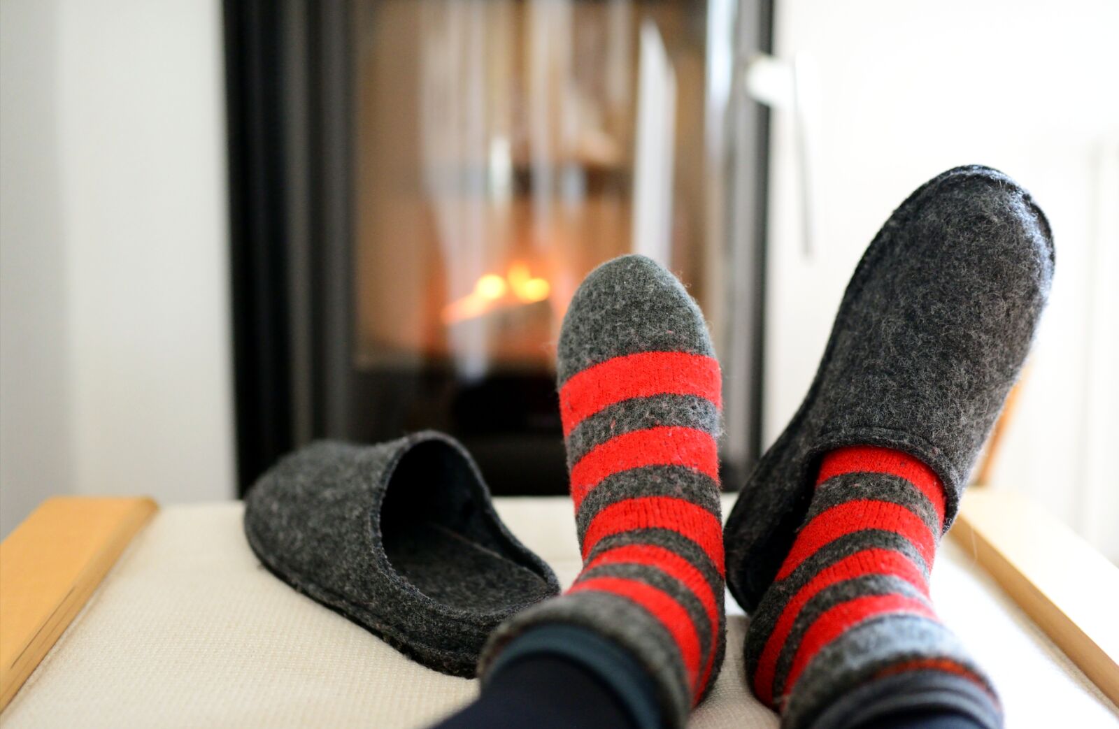 Nikon D610 sample photo. Heat, oven, slippers photography