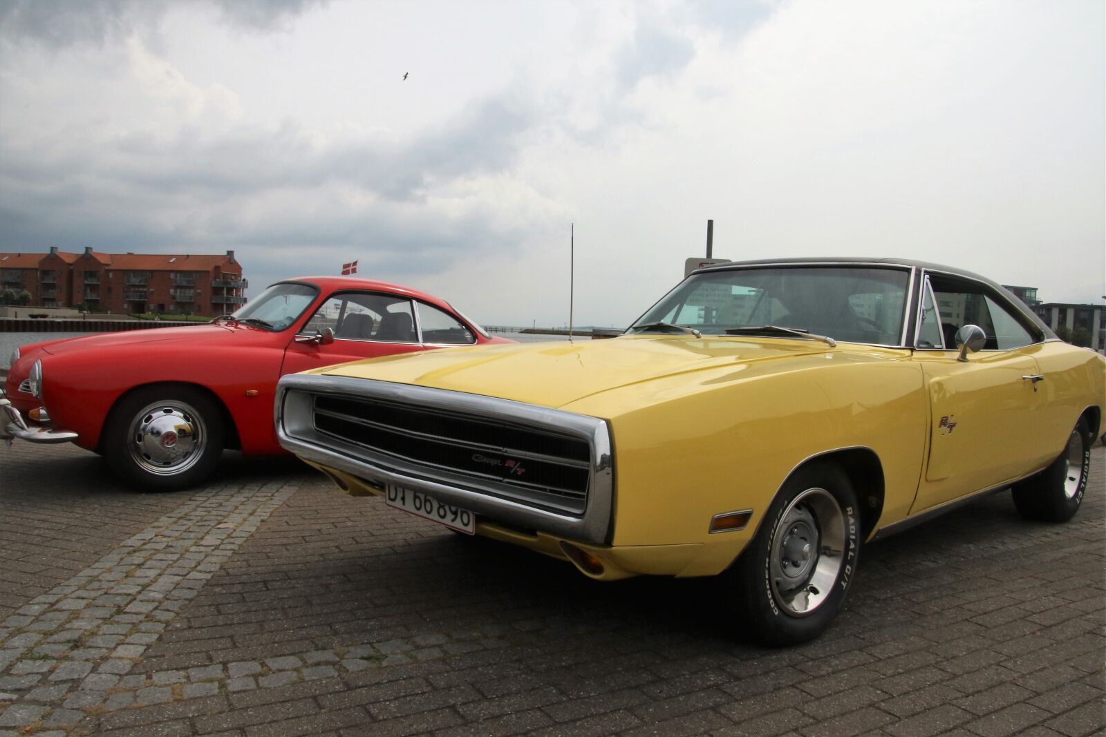 Canon EOS 7D Mark II sample photo. Cars, drive, old, cars photography