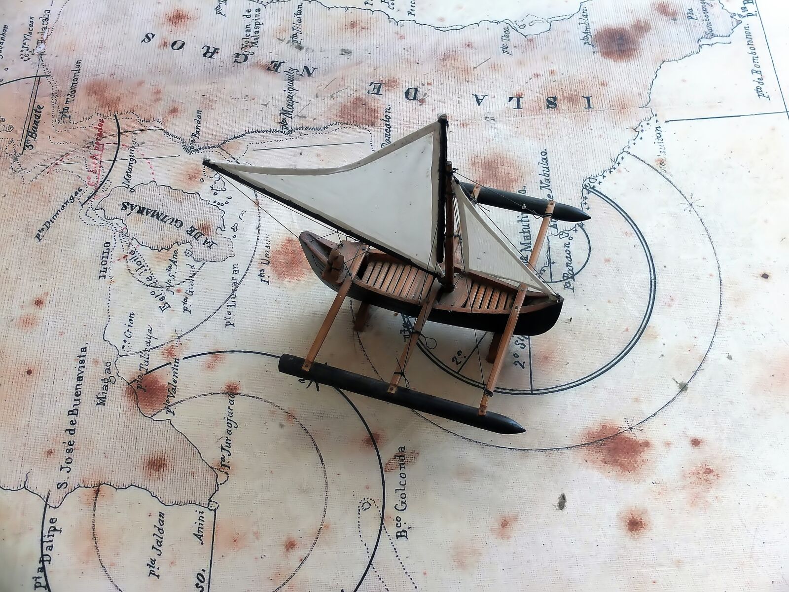 Fujifilm X10 sample photo. Historical map and boat photography