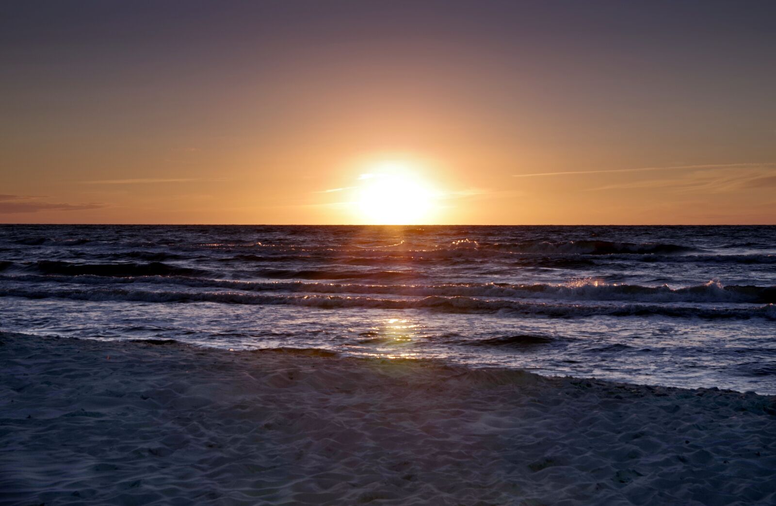 Pentax K-S2 sample photo. Sunset, beach, water photography