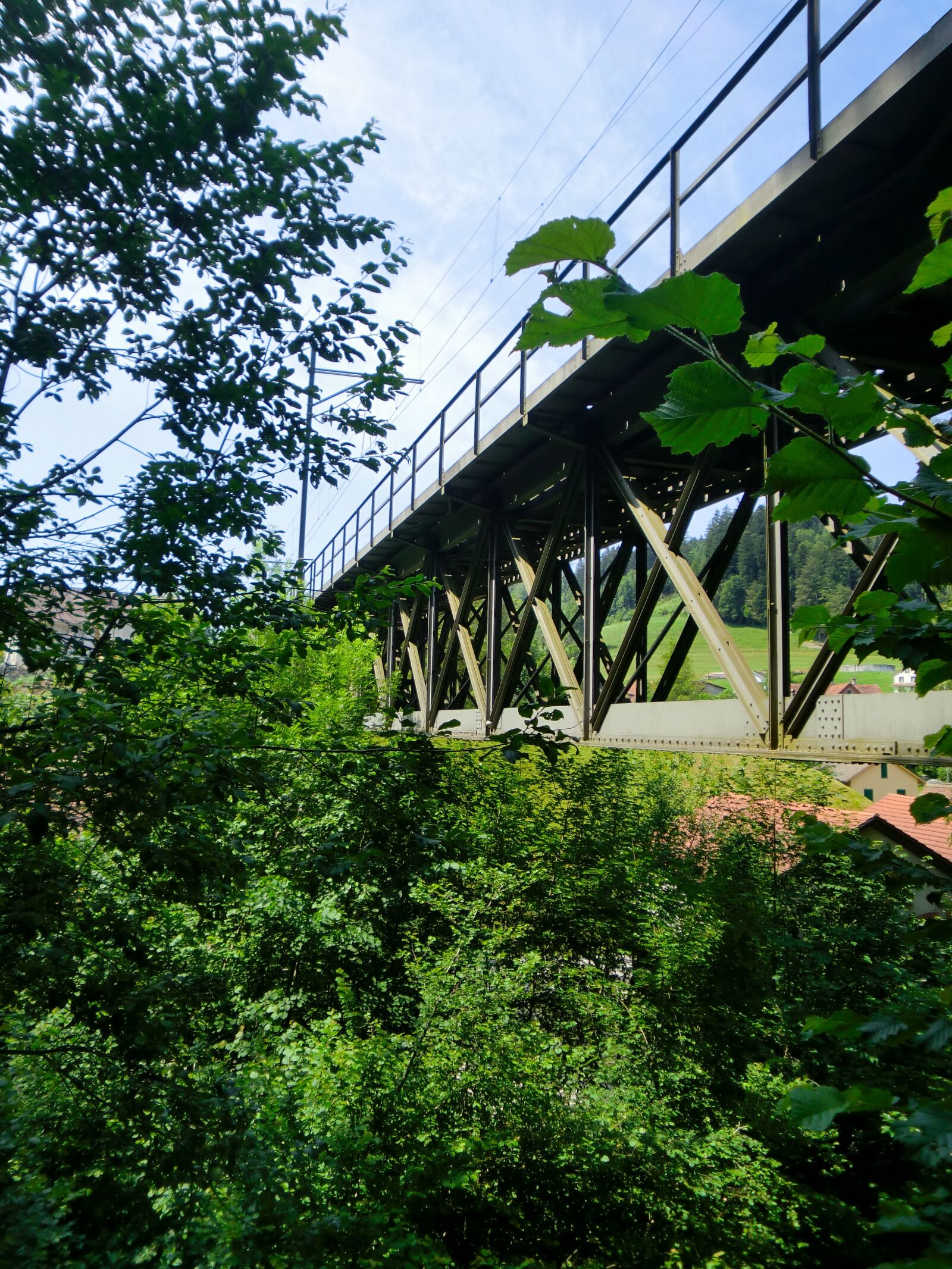 CASIO EX-Z550 sample photo. Bahnbrücke, bridge, structures photography