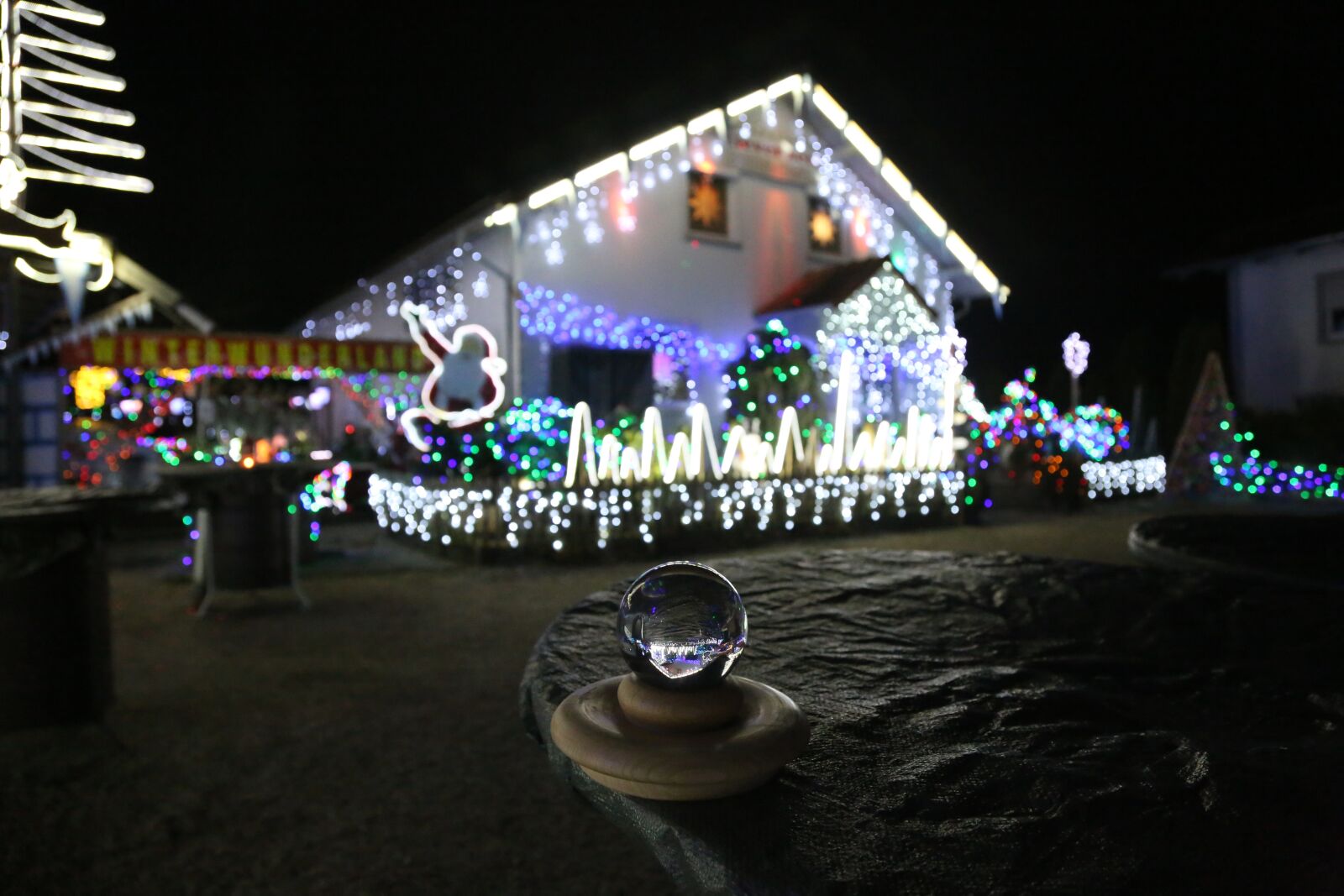 Canon EF 24-105mm F4L IS USM sample photo. Lighting, christmas, decoration photography