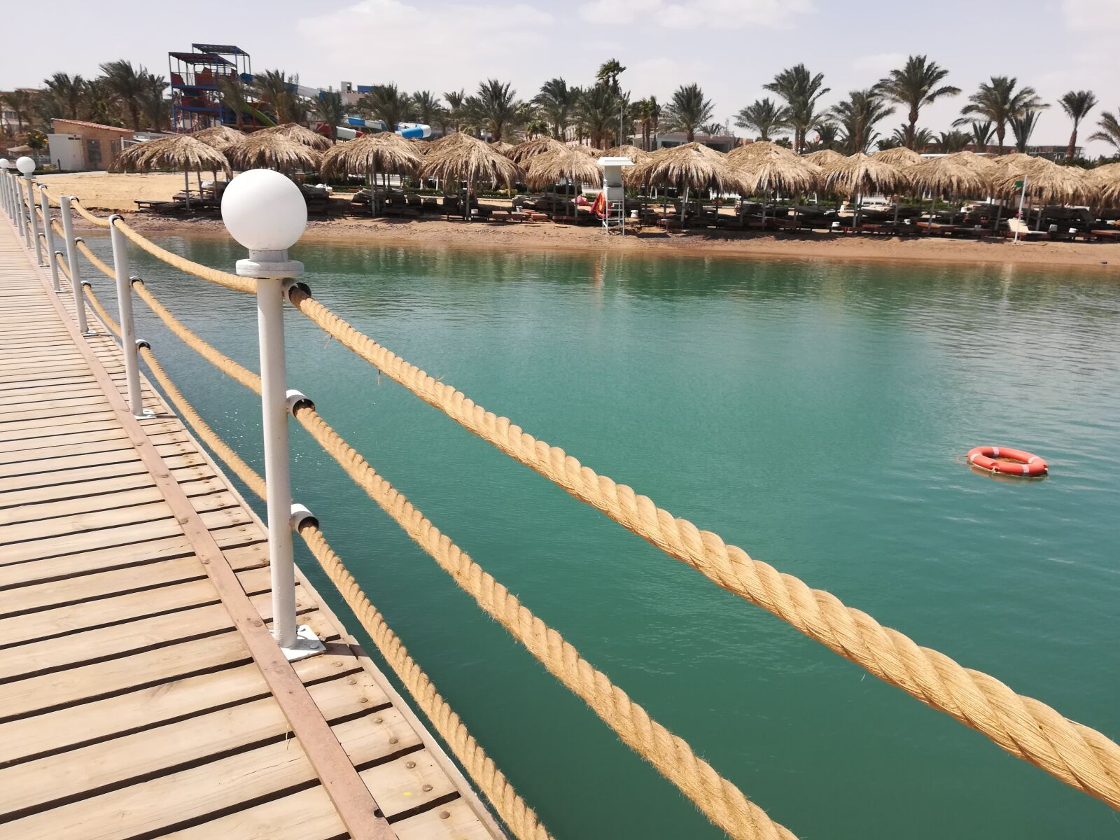 HUAWEI P10 lite sample photo. Holidays, beach, the pier photography