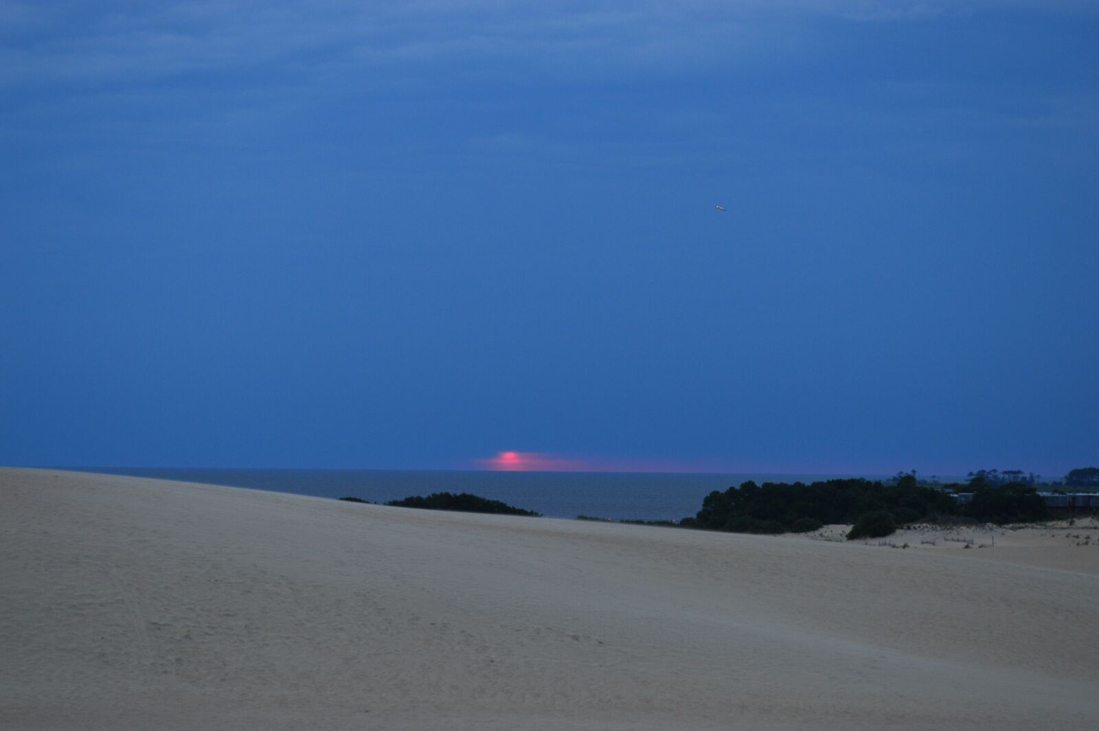 Nikon D3200 sample photo. Sunset, sand, summer photography