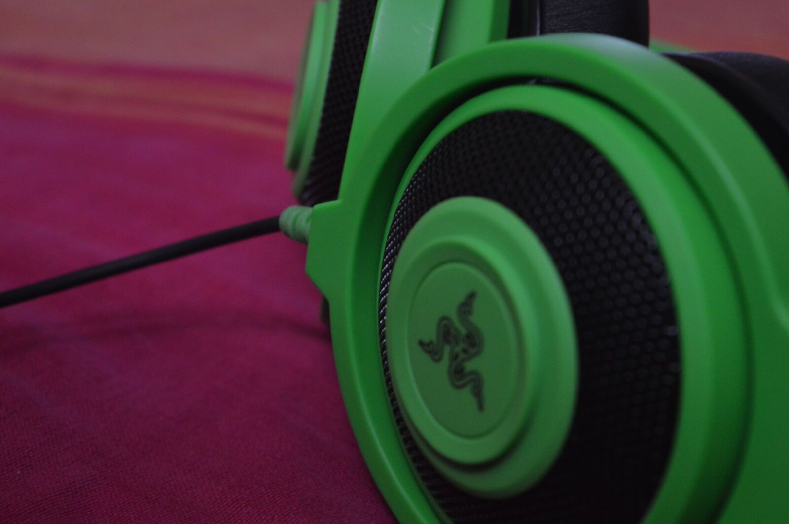 Nikon D3200 sample photo. Headphones, kraken, music, razer photography