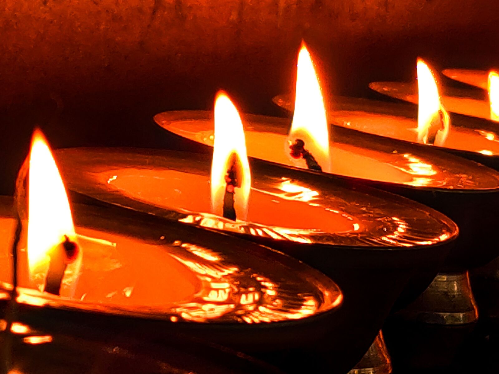 Xiaomi Redmi Note 7 Pro sample photo. Flame, prayer, buddhism photography