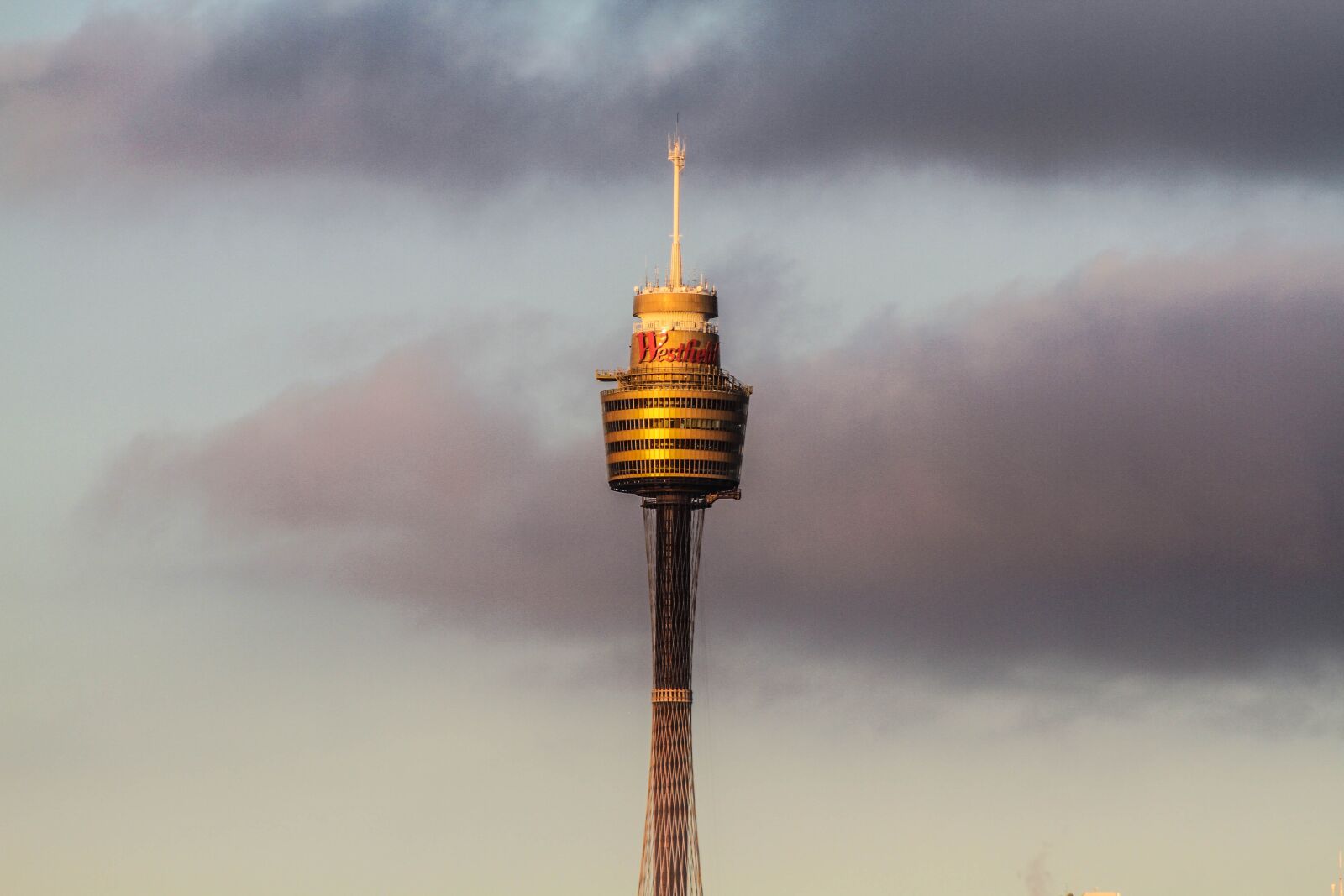 Canon EF 75-300mm f/4-5.6 USM sample photo. Architecture, building, centrepoint tower photography