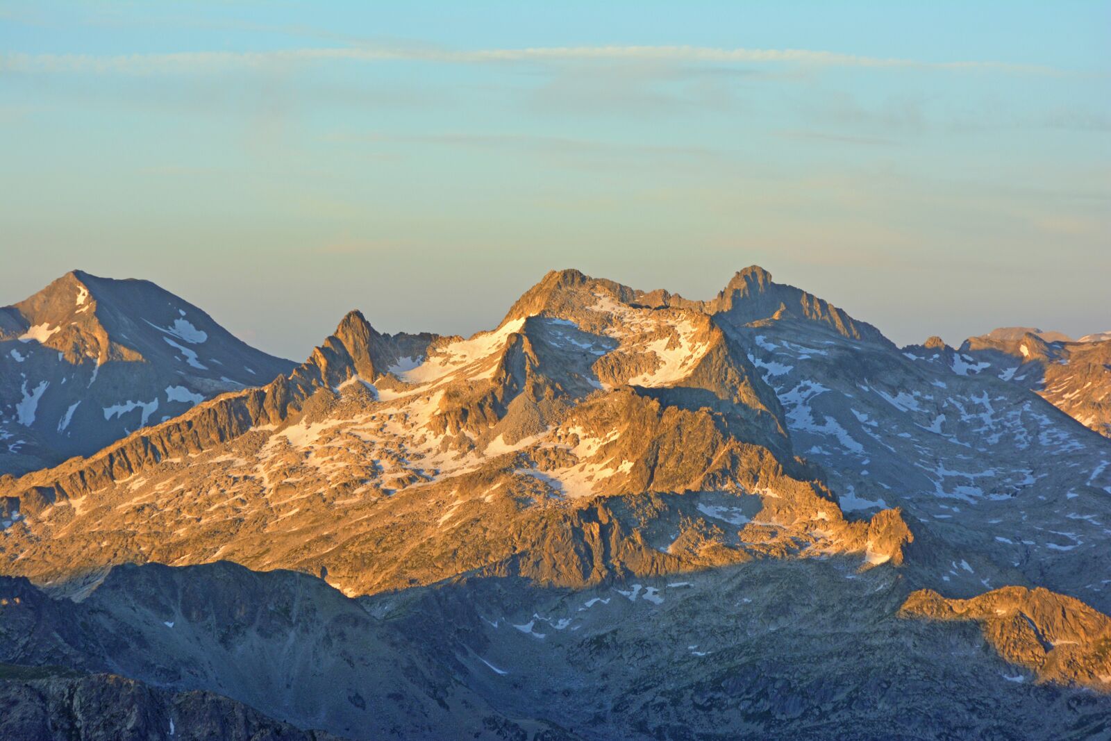 Nikon D5200 sample photo. Pyr n es, mountain photography