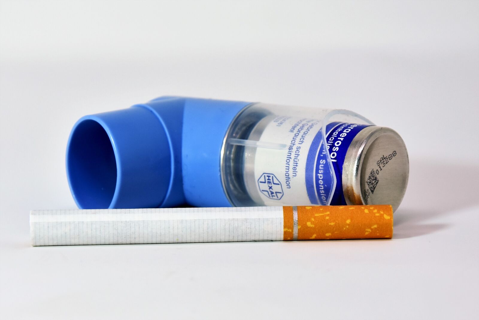 Nikon D7200 sample photo. Cigarette, smoking, addiction photography