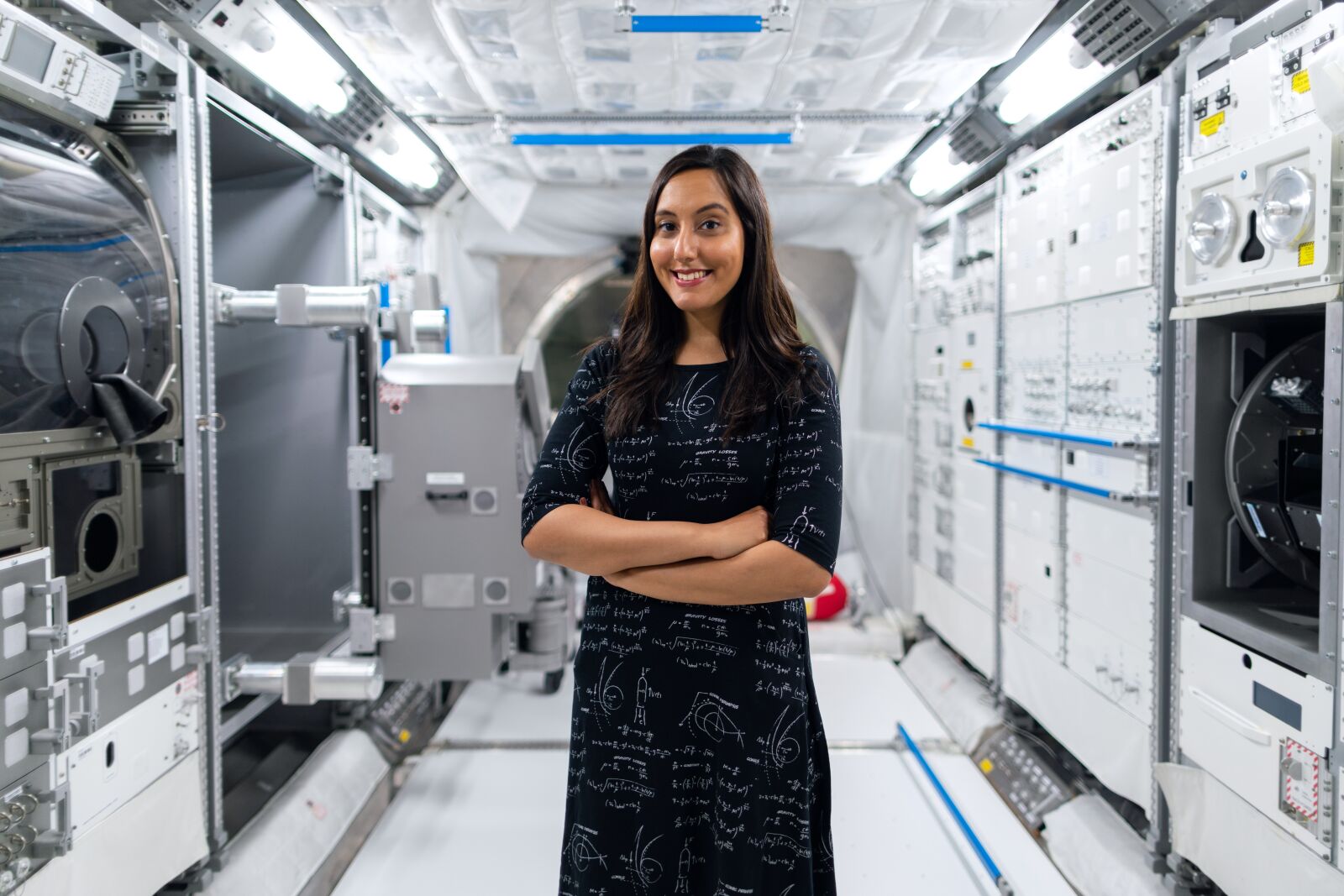 Sony a7R III sample photo. Engineer, space, female photography